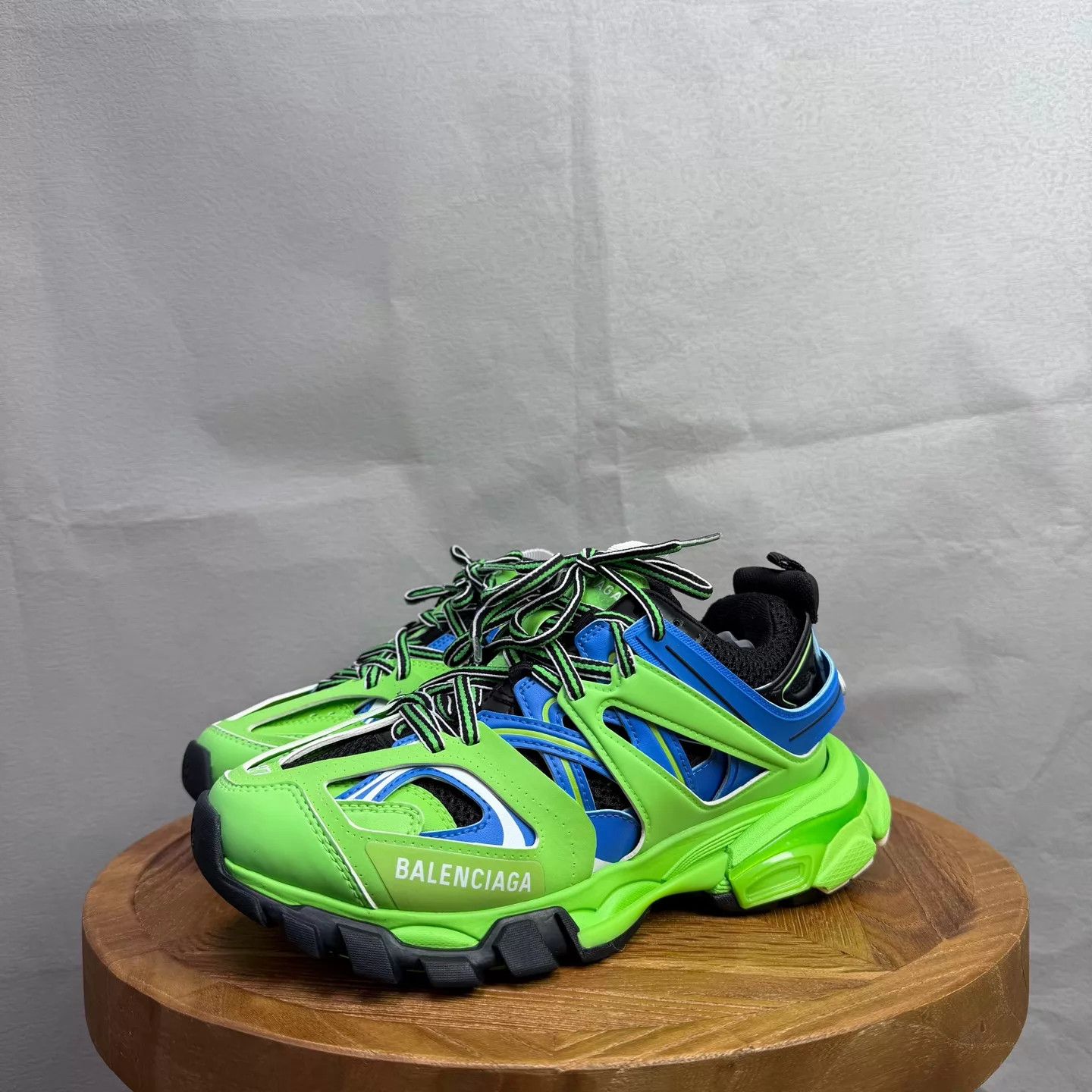 Balenciaga Balenciaga Track Sprite Green Blue 37 Box 99 New Size US 6.5 / IT 36.5 - 1 Thumbnail