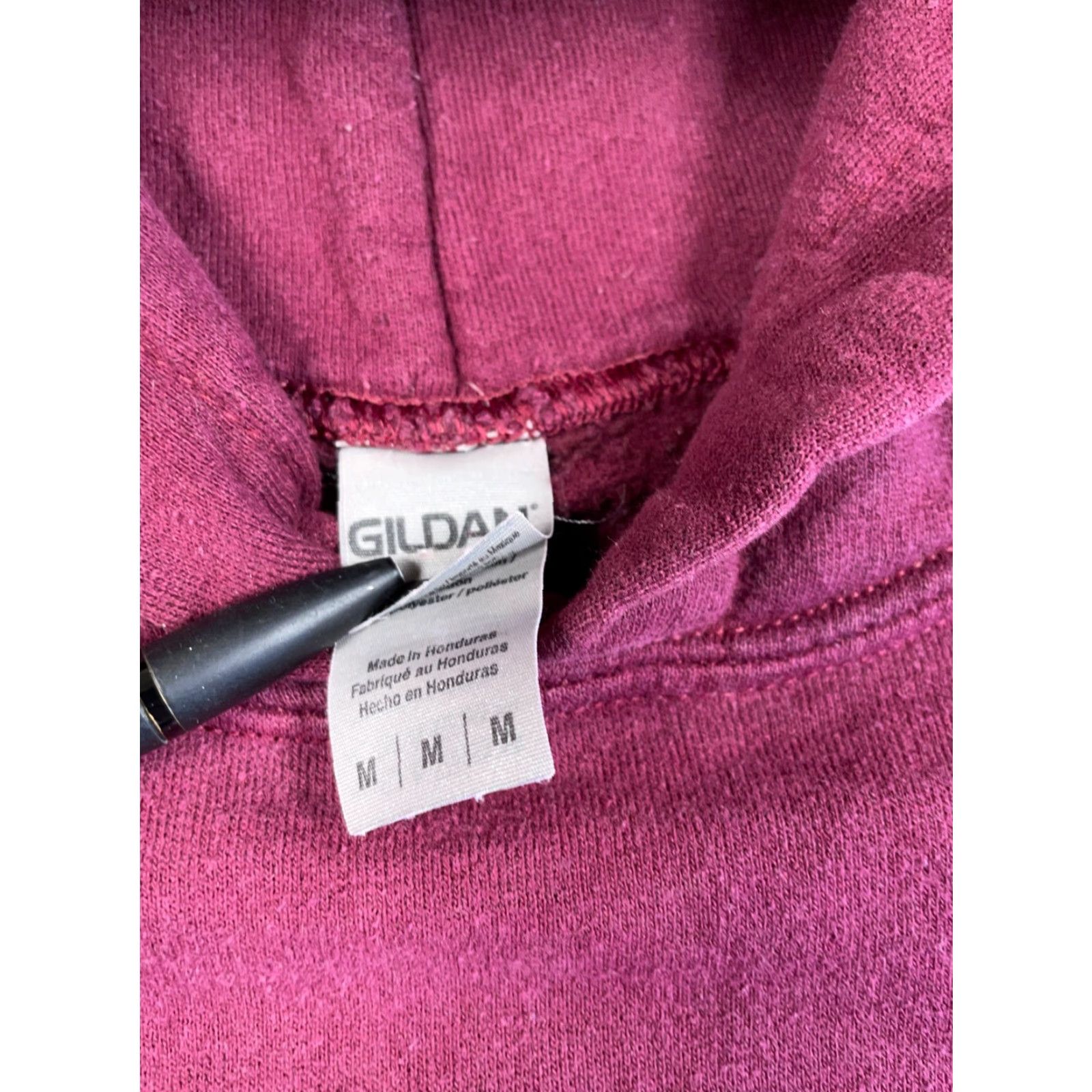 Gildan Harvard University Crest Graphic Hoodie Adult Medium Dark Red Sweatshirt College Size US M / EU 48-50 / 2 - 3 Thumbnail