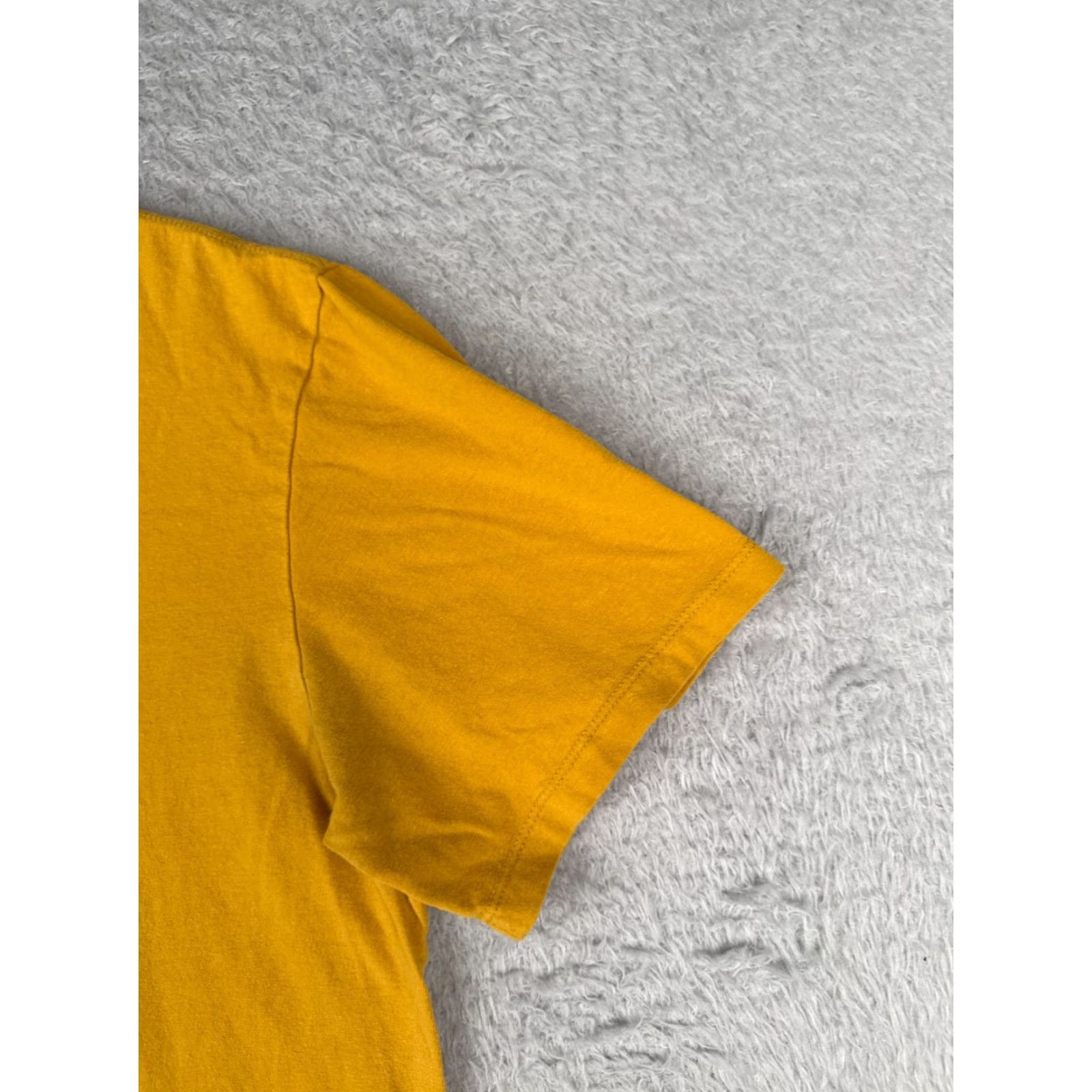 The North Face The North Face Shirt Men Medium Yellow Short Sleeve Logo Cotton Breathable All Seasons Mens Size US M / EU 48-50 / 2 - 2 Thumbnail