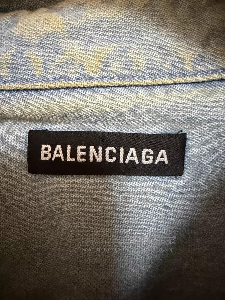 Balenciaga Balenciaga size 39 Short Sleeve Denim Letter Printed Shirt Size US S / EU 44-46 / 1 - 3 Thumbnail