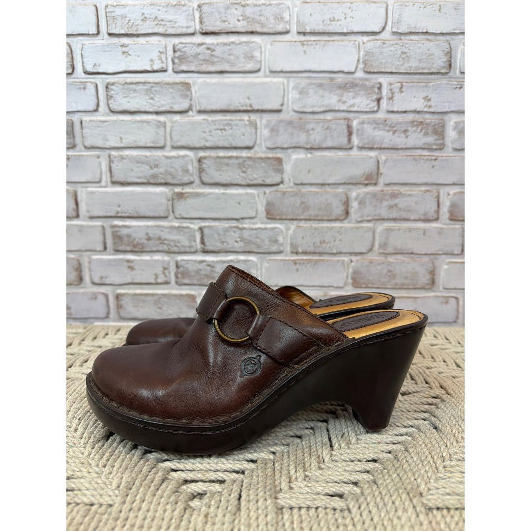 Born Born Clogs, Brown, 9, Used - Excellent Size US 9 / IT 39 - 5 Thumbnail