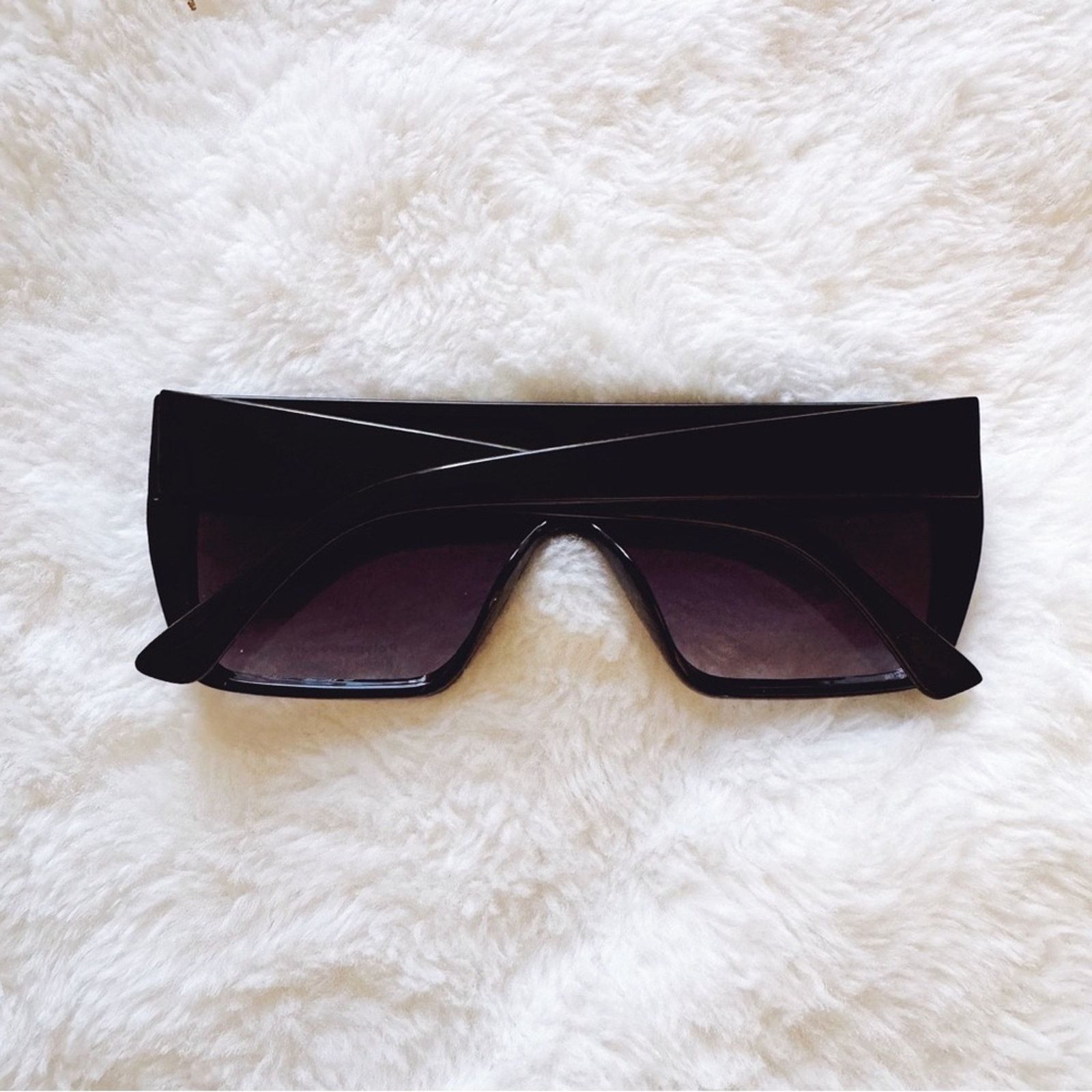 Other Greta Black Oversized Statement Sunglasses Size ONE SIZE - 9 Thumbnail