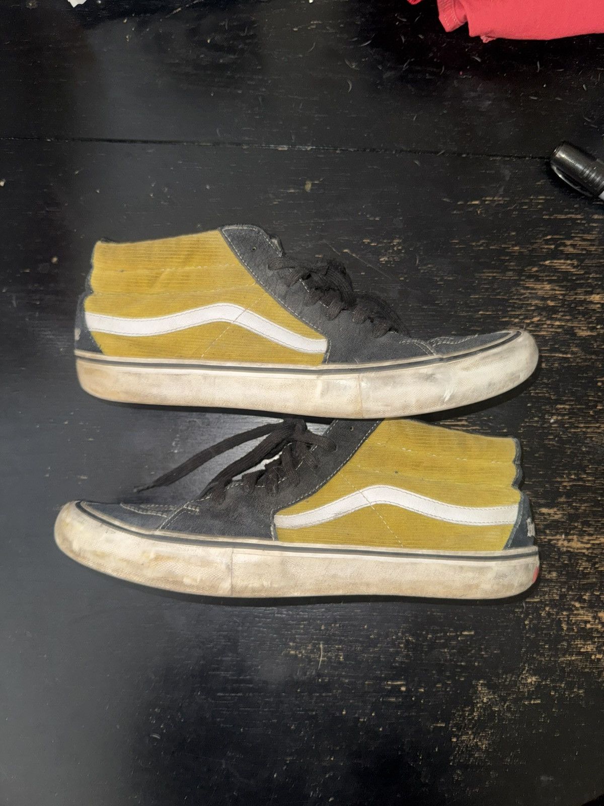 2018 Supreme Vans Sk8 Mid Croc Corduroy Mustard / Black
