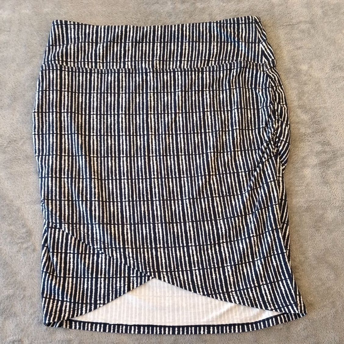 Athleta Athleta Skirt M Blue Striped Pull On Stretch Ruched Size 32" / US 10 / IT 46 - 2 Thumbnail