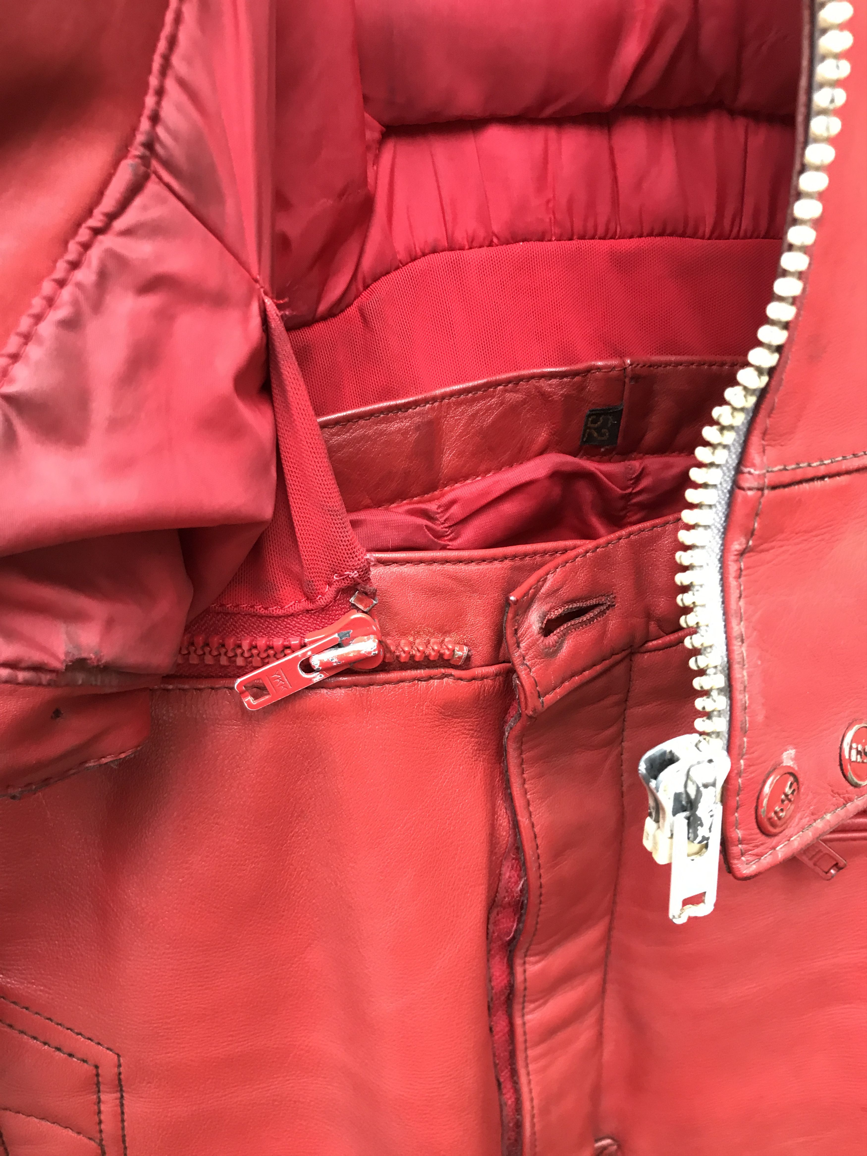 Vintage 80s Twin Track Distressed Leather Biker Jacket / Racing Suit Size US M / EU 48-50 / 2 - 15 Thumbnail