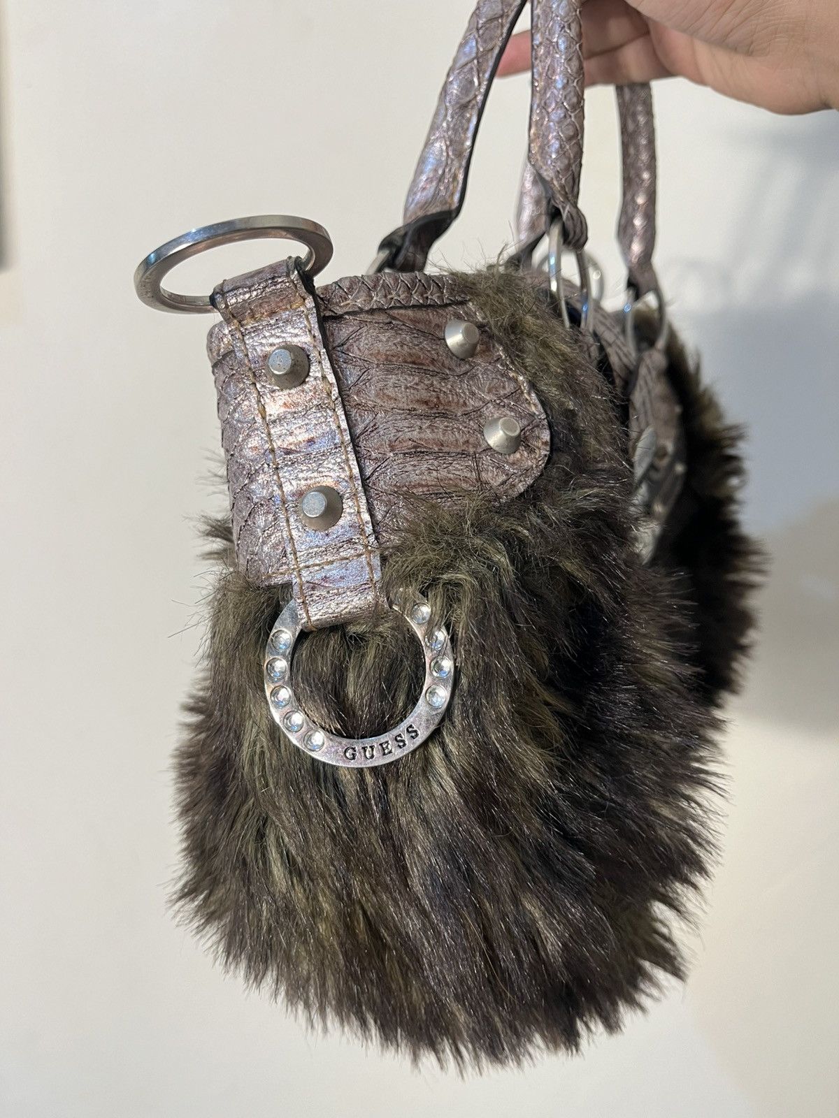 Guess Vtg GUESS fur handle bag Size ONE SIZE - 7 Thumbnail
