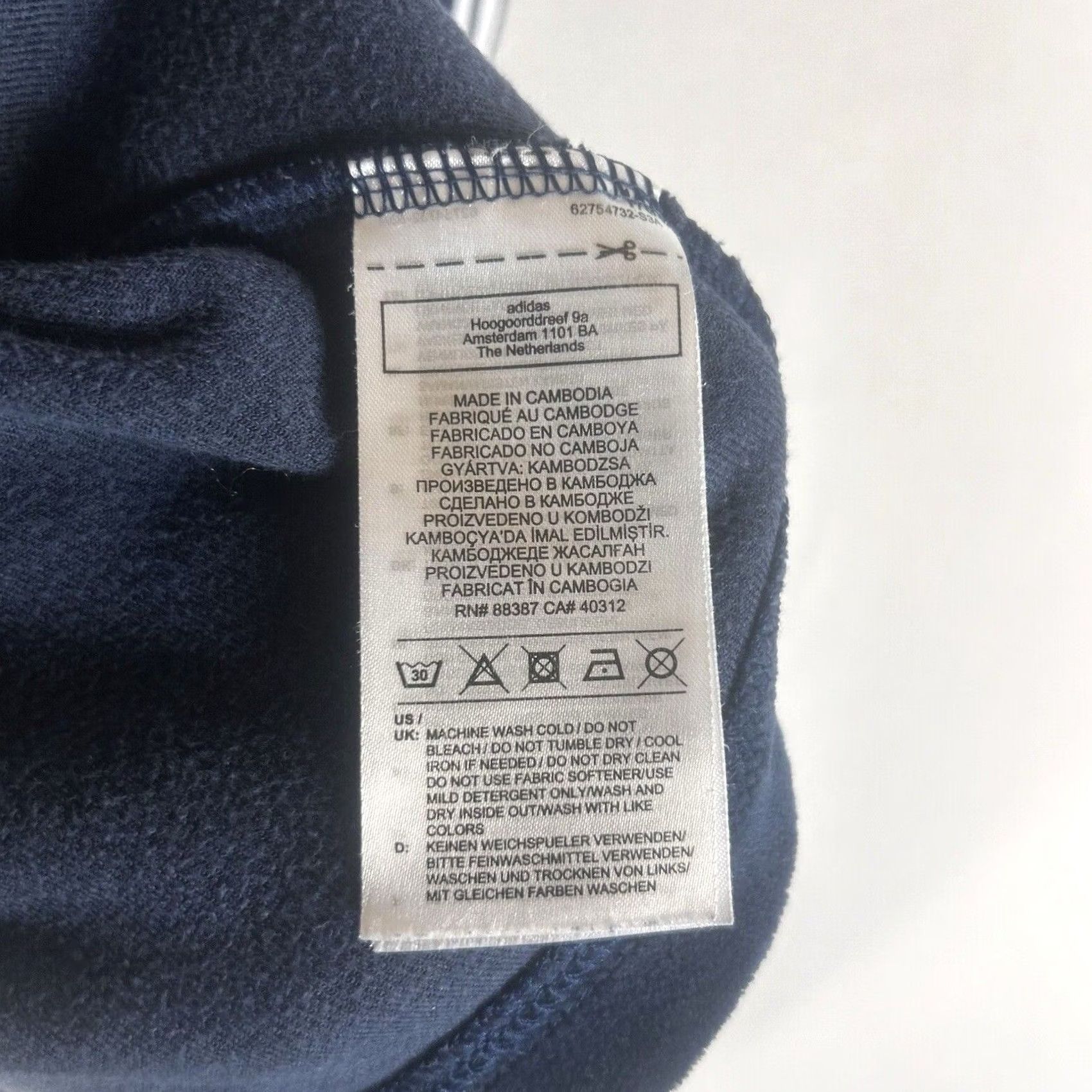 Adidas VINTAGE Adidas Velour Crop Track Jacket Womens Medium Blue Pullover Hoodie Y2k Size M / US 6-8 / IT 42-44 - 4 Thumbnail