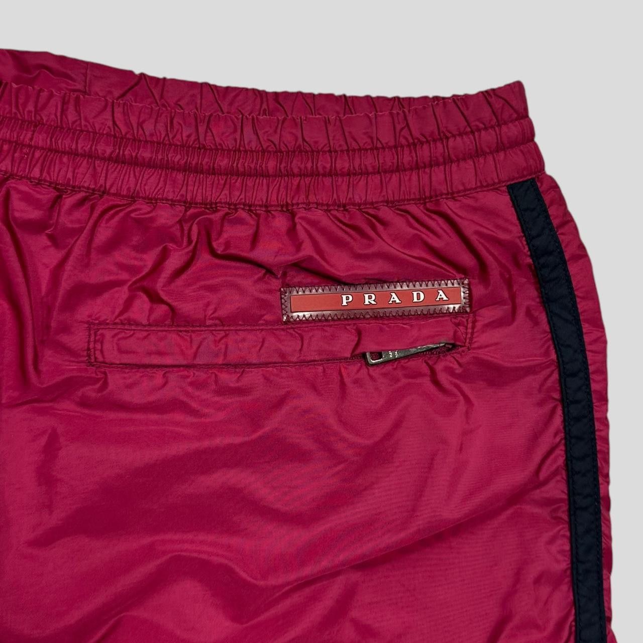 Prada Prada 2015 Nylon Red Tab Stash Pocket Shorts - L Size US 34 / EU 50 - 2 Thumbnail