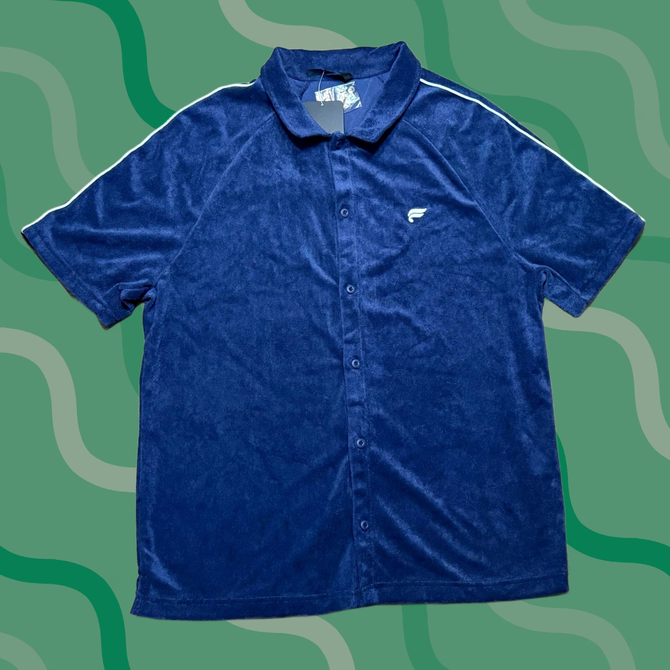 Fabletics Fabletics The Island Terry Button Up Shirt Mens Sz L Navy Blue Short Sleeve NEW Size US L / EU 52-54 / 3 - 1 Thumbnail