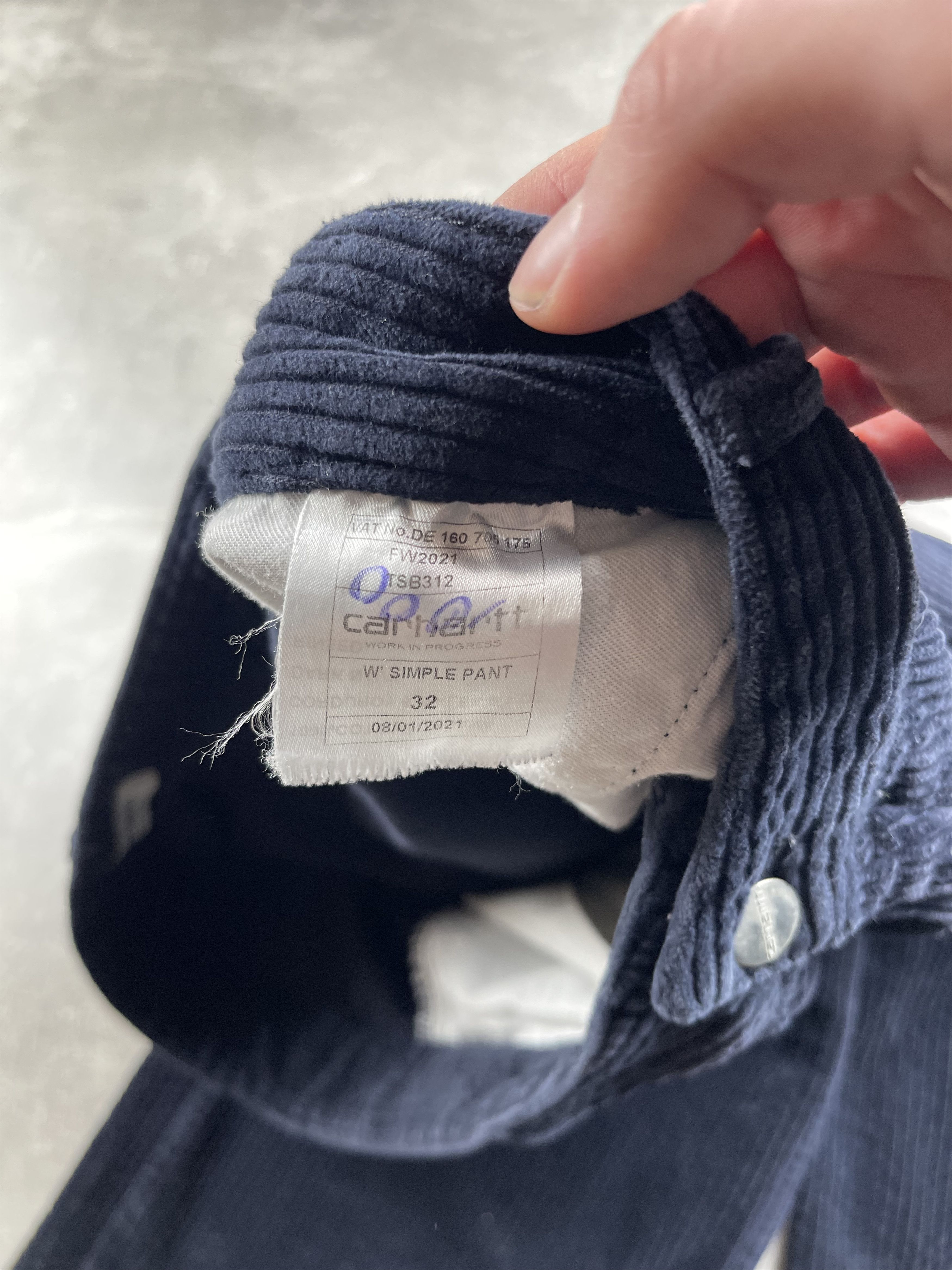 Carhartt Wip Carhartt WIP corduroy wide W simple pant pants navy blue Size US 32 / EU 48 - 10 Thumbnail
