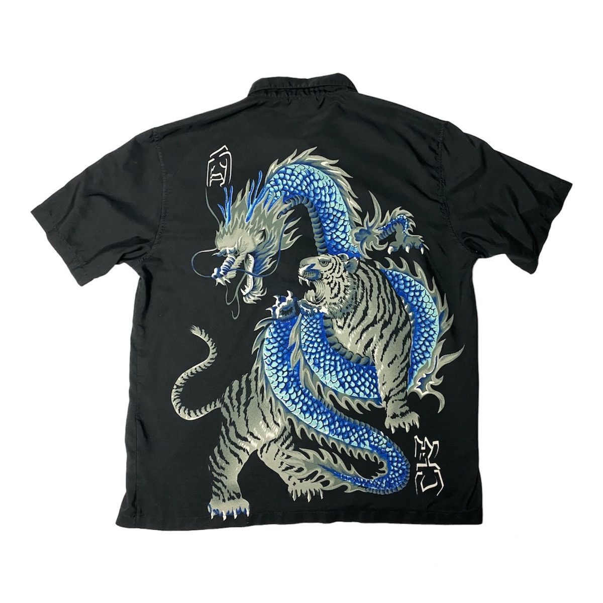 Japanese Brand × Vintage Vintage shirt dragon tiger japanese anime y2k Size US L / EU 52-54 / 3 - 2 Thumbnail