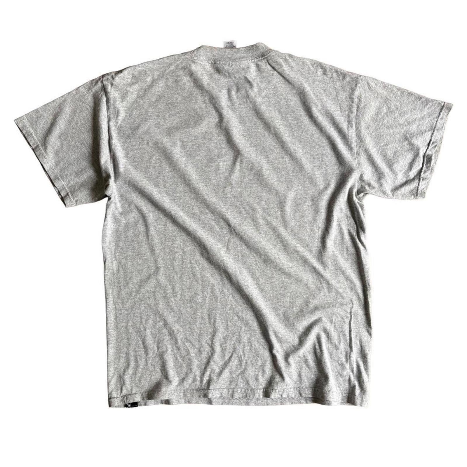 Oakley Vintage Oakley Graphic T Shirt Grey L Size US L / EU 52-54 / 3 - 4 Thumbnail