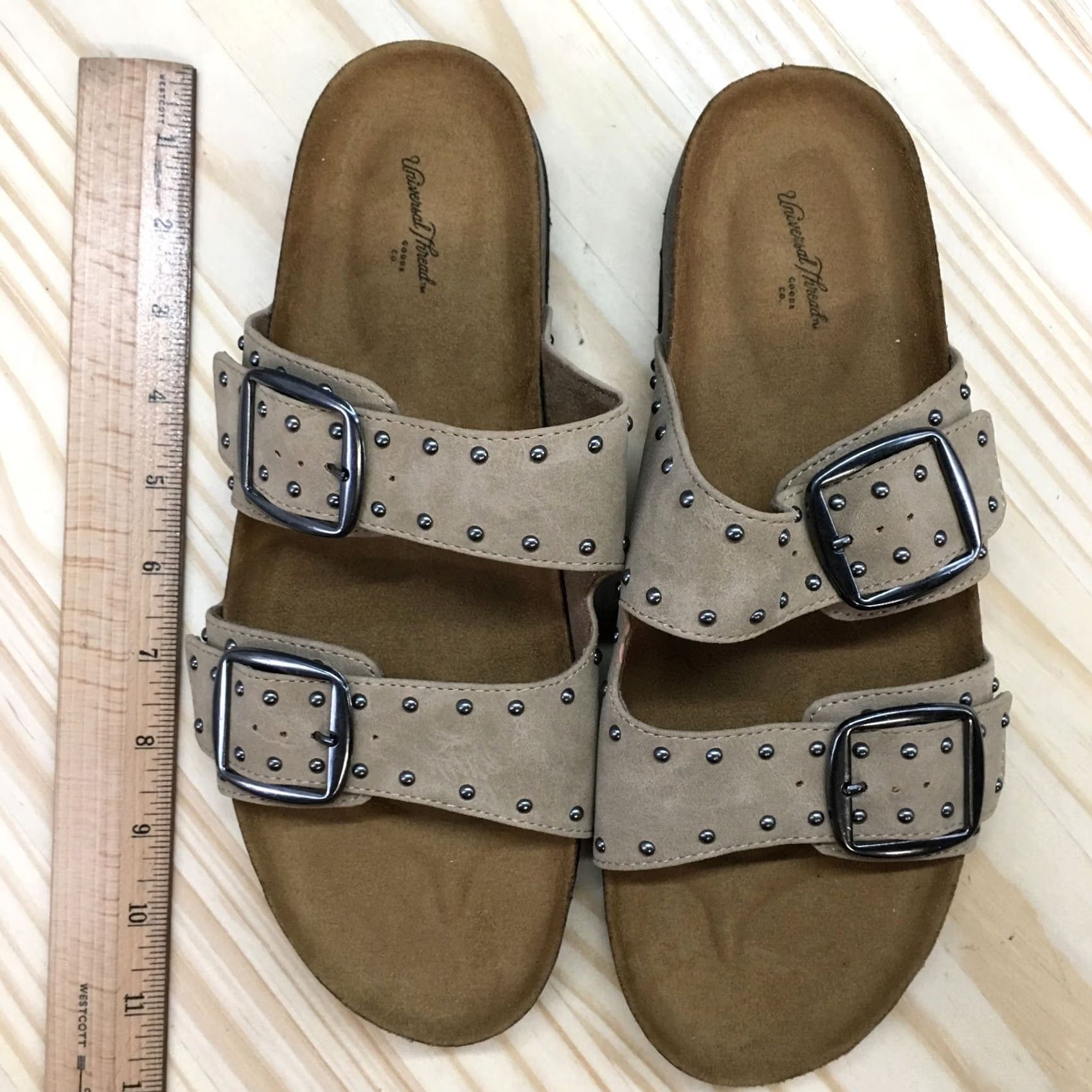 Vintage Universal Thread Sandals Womens 9 Casual Slip-On Buckle Brown Faux Suede Sandal Womens 9 Brown Slip-On Buckle Sandal Casual Size US 9 / IT 39 - 6 Thumbnail
