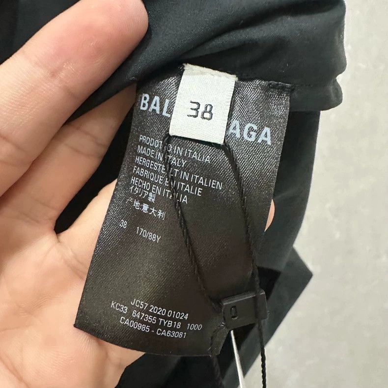 Balenciaga Balenciaga Seven-language short-sleeve shirt Size XS / US 0-2 / IT 36-38 - 5 Thumbnail