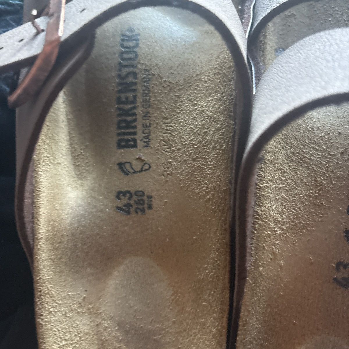 Birkenstock Arizona brown birkenstocks Size US 10 / EU 43 - 4 Thumbnail