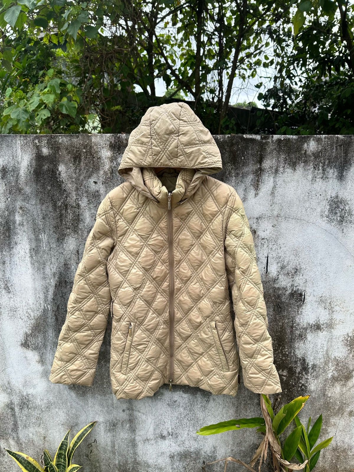 Moncler Moncler quilted jacket hoodie Size S / US 4 / IT 40 - 1 Thumbnail