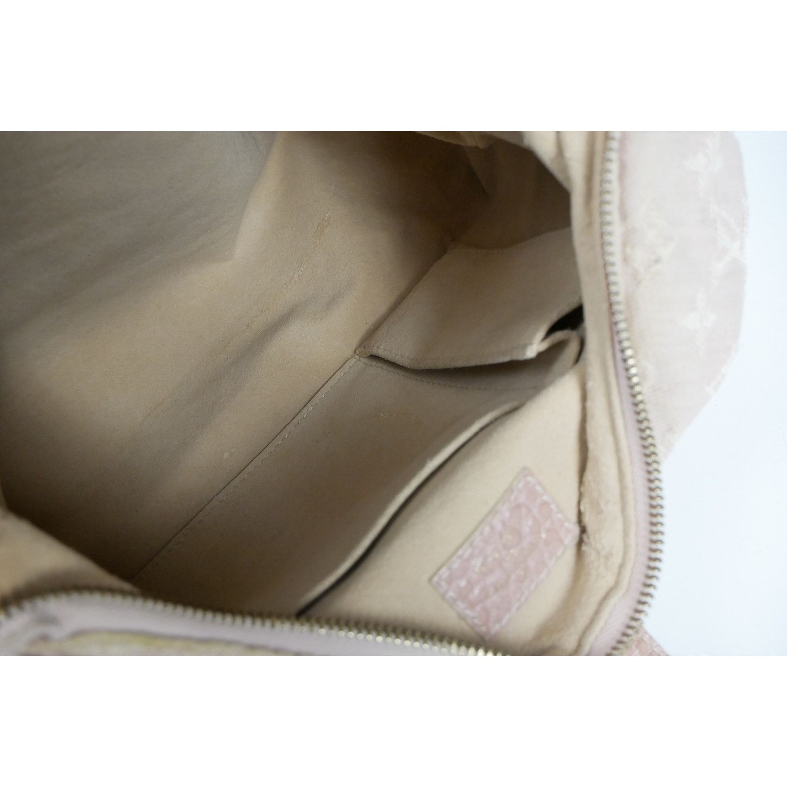Louis Vuitton Louis Vuitton Rose Denim Monogram Bag Size ONE SIZE - 16 Thumbnail