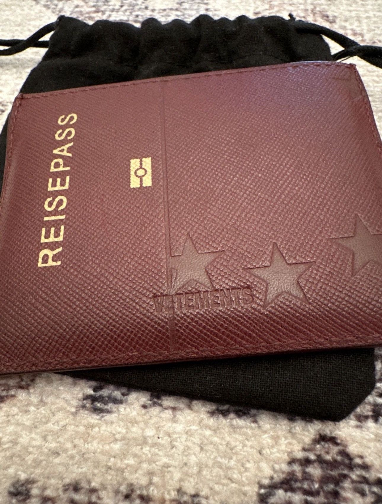 Vetements 2018 German passport cardholder Size ONE SIZE - 4 Thumbnail