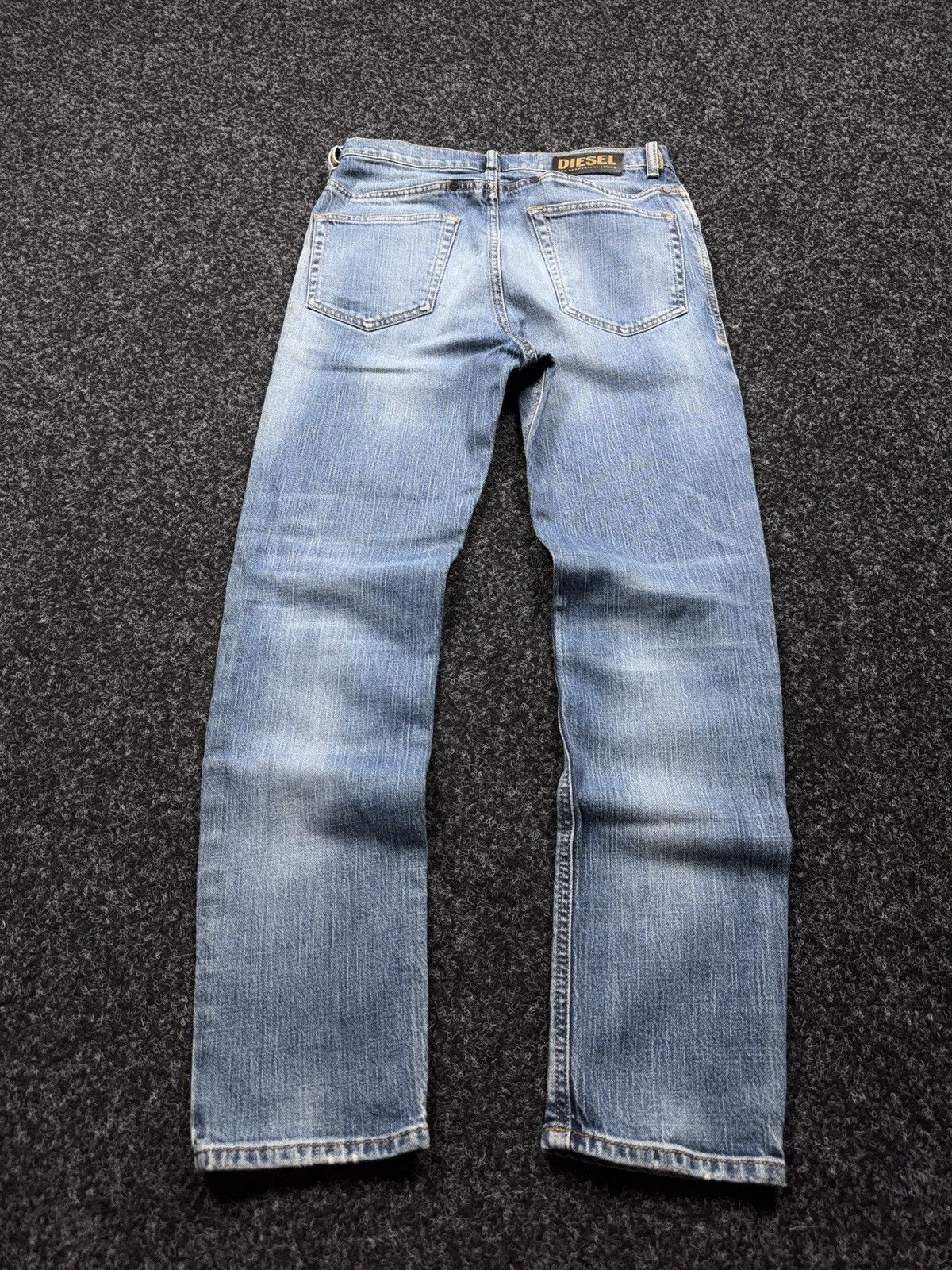 Diesel Luxury Diesel 00s D-Eetar Y2K Distressed Light Wash Jeans Size US 29 - 15 Thumbnail