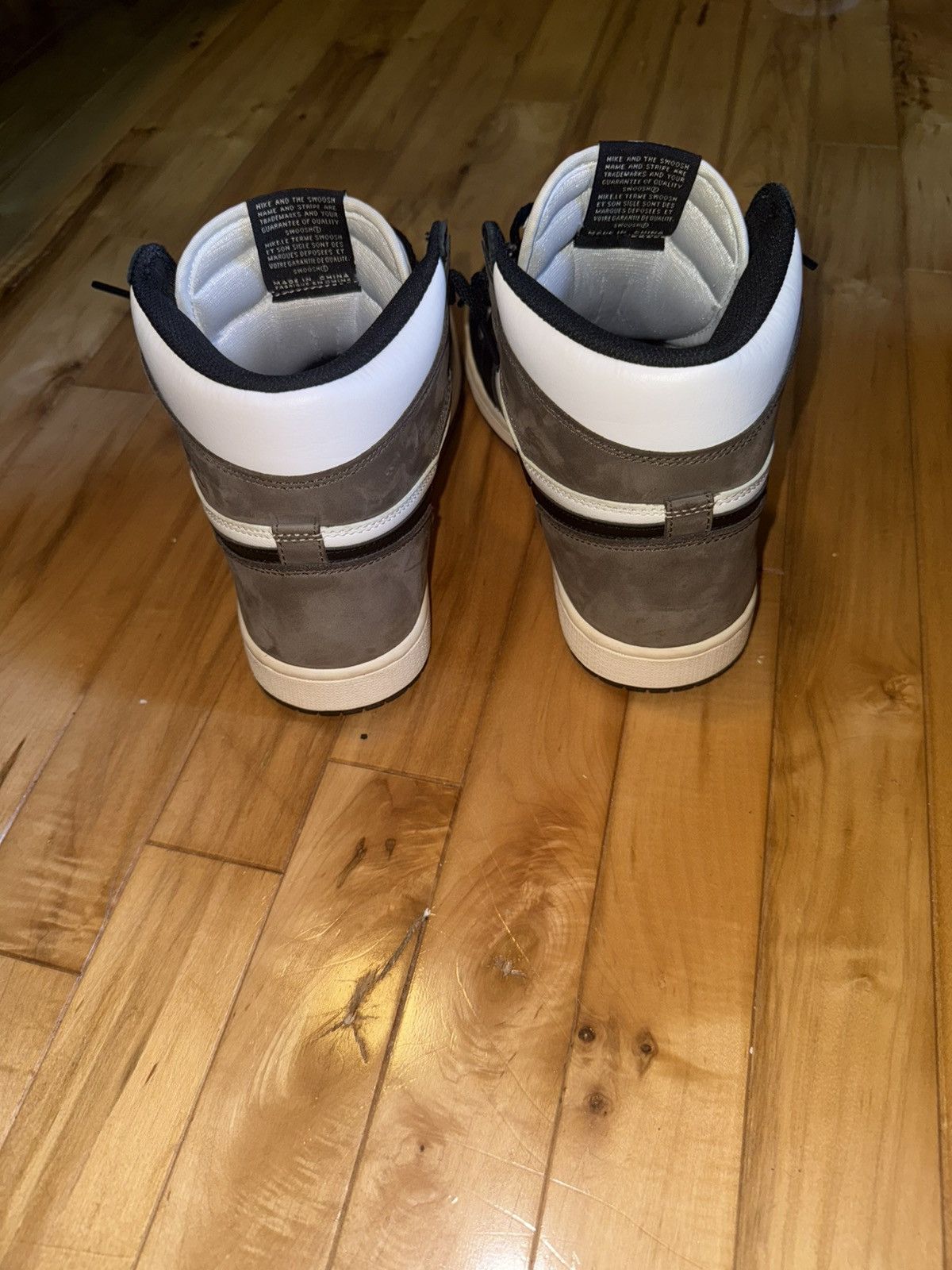 Jordan Brand Jordan 1 Retro High Dark Mochas Size US 9 / EU 42 - 4 Thumbnail