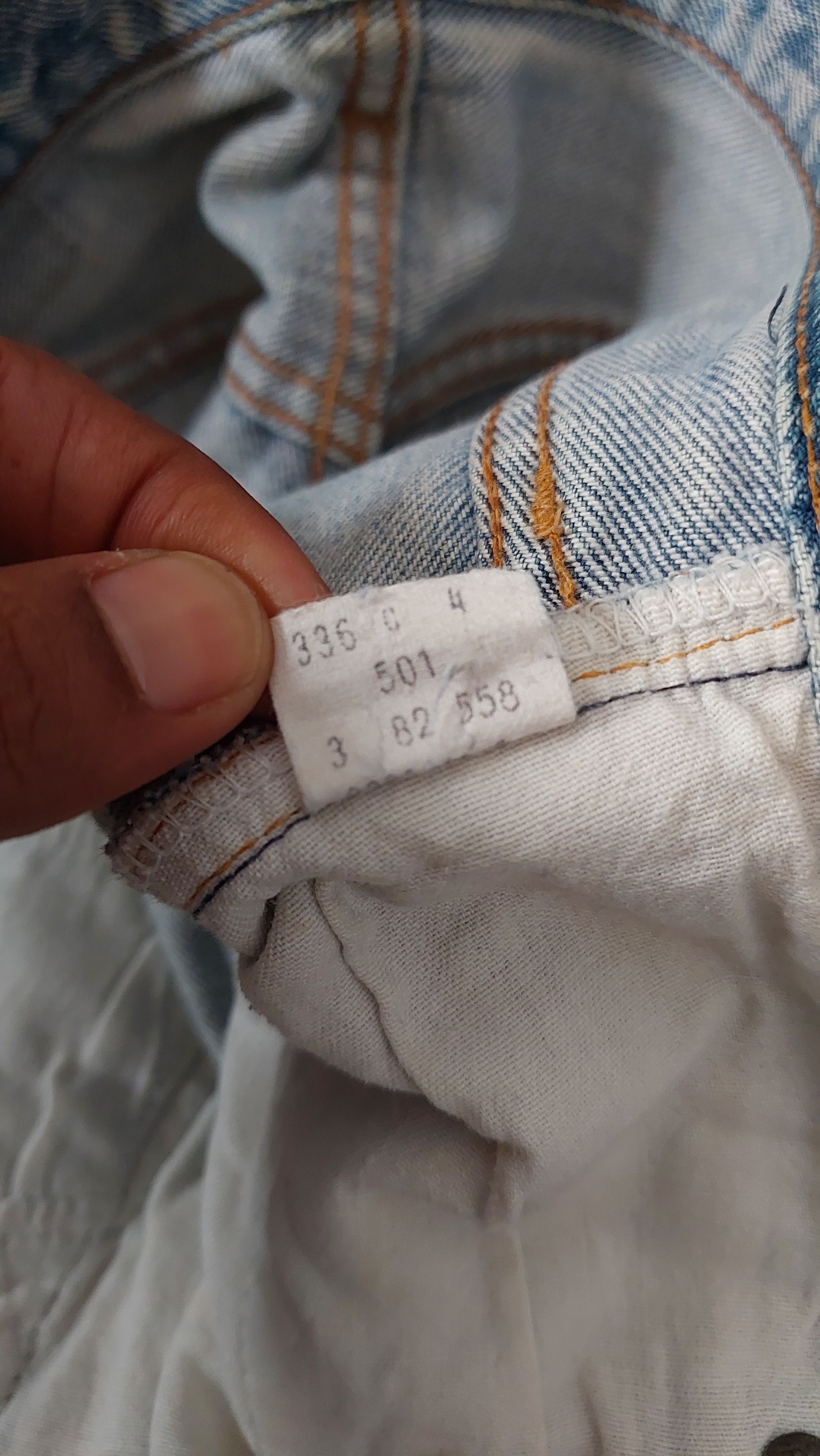 Levi's Vintage Clothing Vintage 80s Levi's 501 Selvedge Distressed Jeans Pant Size US 29 - 8 Thumbnail