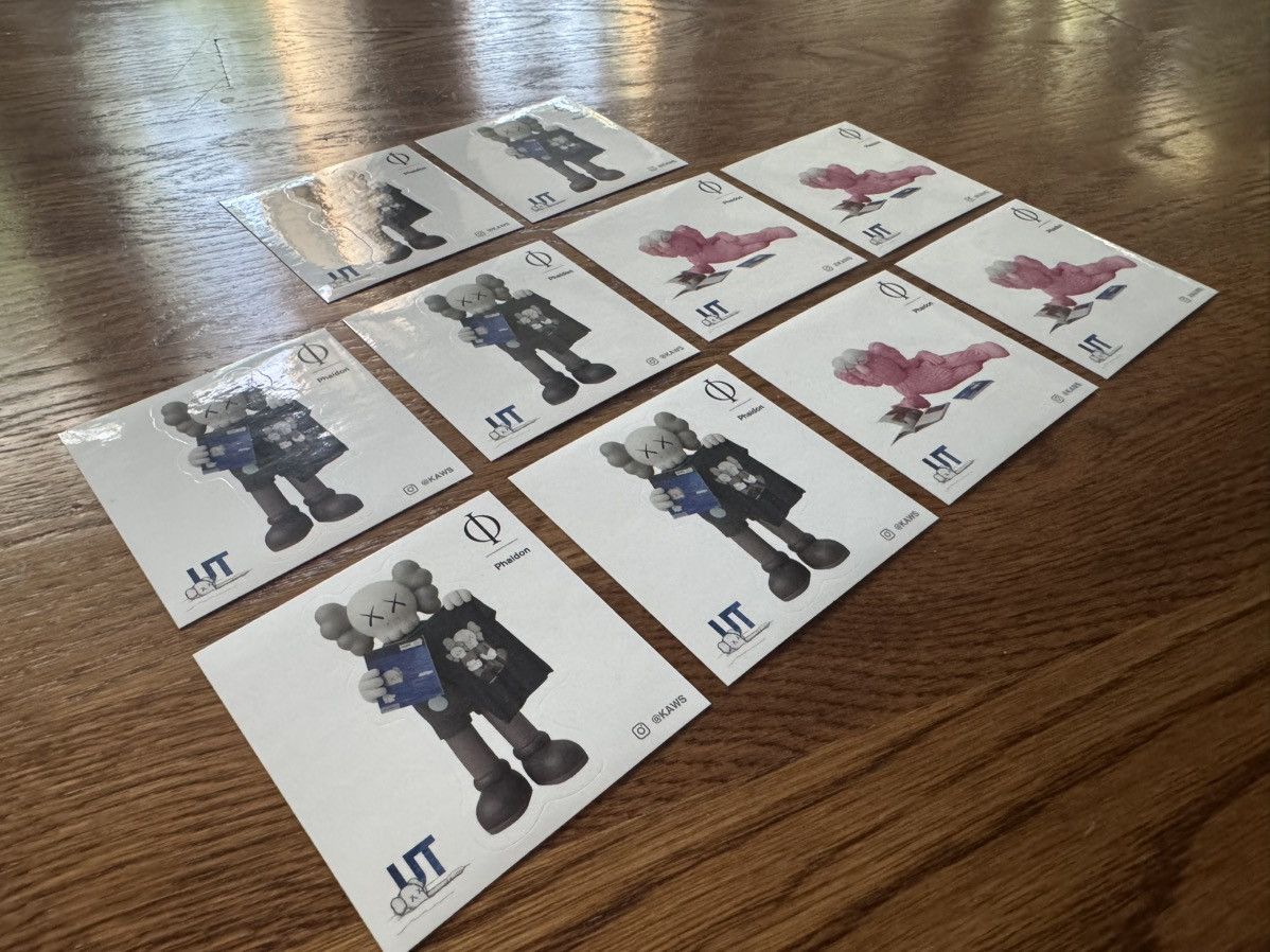 Kaws × Uniqlo 10 HIGH QUALITY Kaws Stickers Phaidon x Uniqlo Book LIMITED Size ONE SIZE - 4 Thumbnail