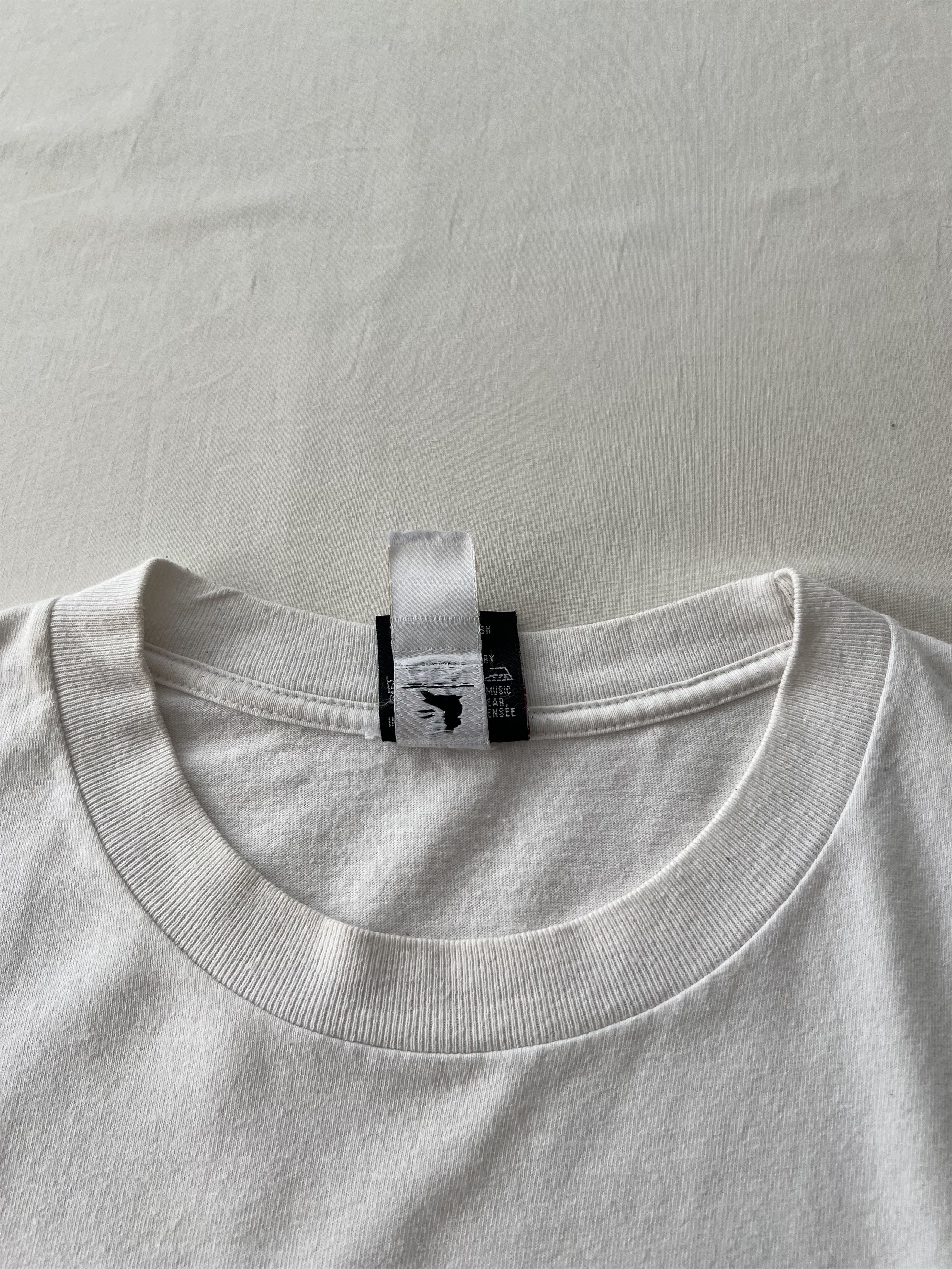 Band Tees Vintage 2000 Bob Marley Jamaica White T-shirt Size US XL / EU 56 / 4 - 16 Thumbnail
