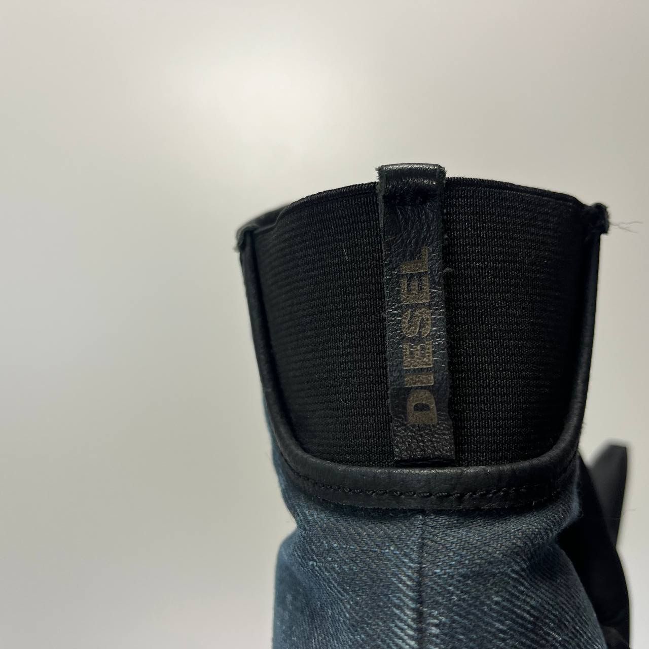 Diesel Diesel Weekendly High Top Sneakers Leather Womens Eur 37 Size US 7 / IT 37 - 7 Thumbnail