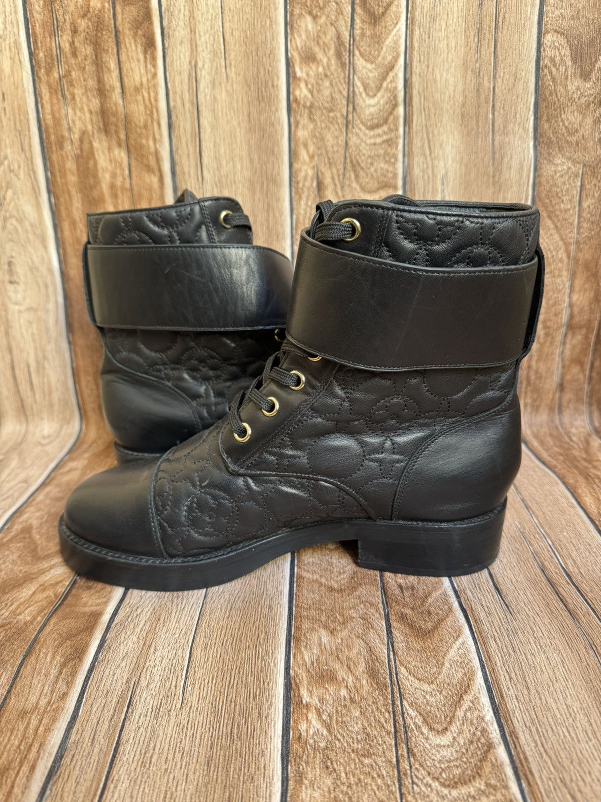 Louis Vuitton Wonderland embossed monogram boots Size US 7 / IT 37 - 10 Thumbnail
