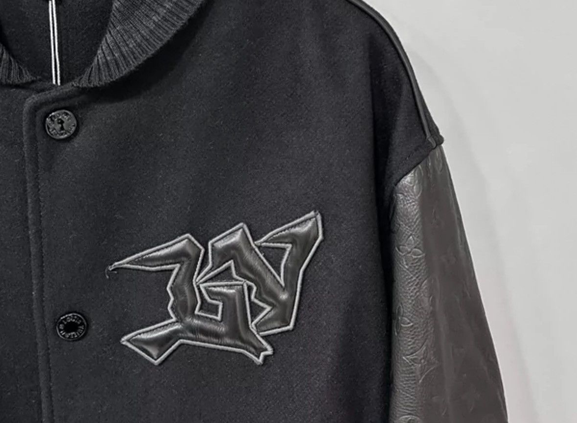 Louis Vuitton LOUIS VUITTON Black embroidered jacket2412-Nextarrow Size US M / EU 48-50 / 2 - 6 Thumbnail