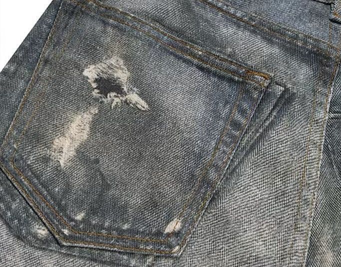 Vintage Vintage Blue Leopard Print Patch Hole Baggy Jeans Size US 33 - 6 Thumbnail