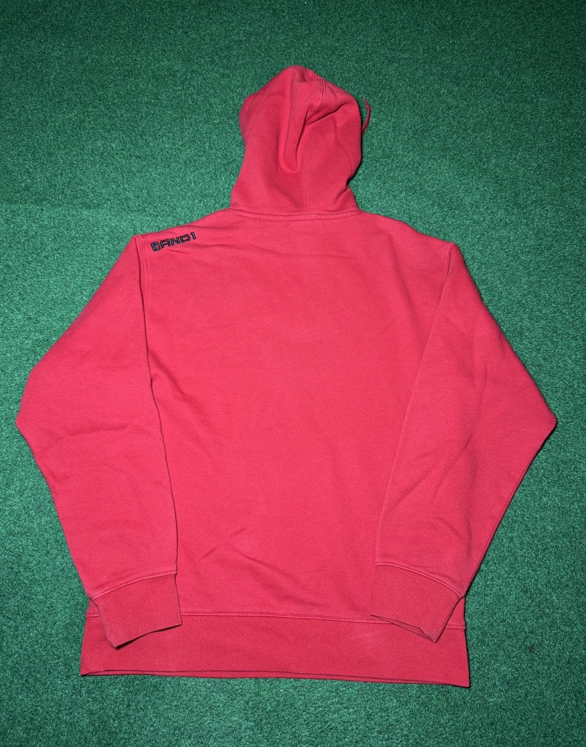 Vintage Y2K And1 Baggy Hoodie M Basketball Red Pullover Sweatshirt Size US M / EU 48-50 / 2 - 3 Thumbnail