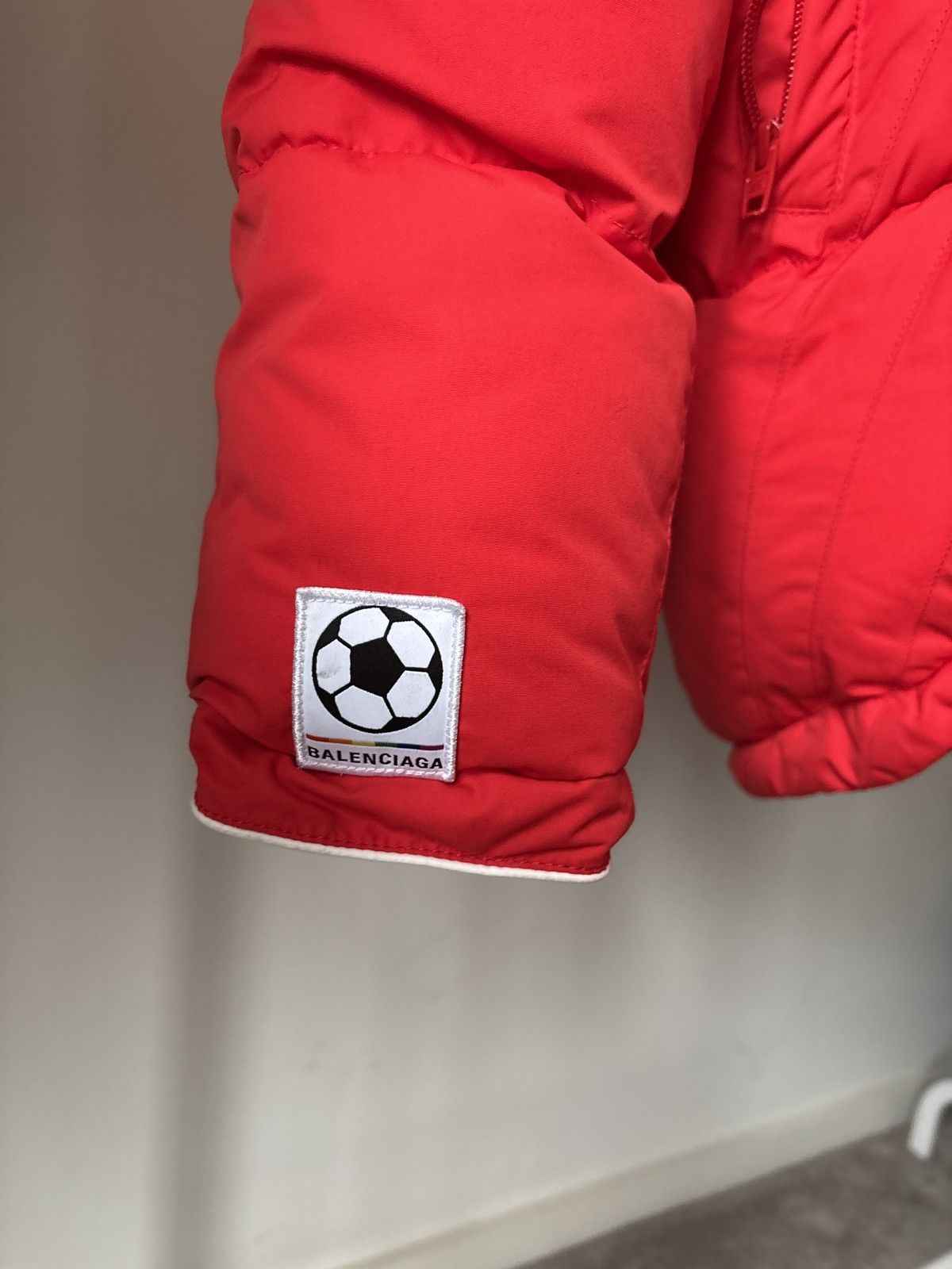 Balenciaga Balenciaga football puffer Size US S / EU 44-46 / 1 - 3 Thumbnail