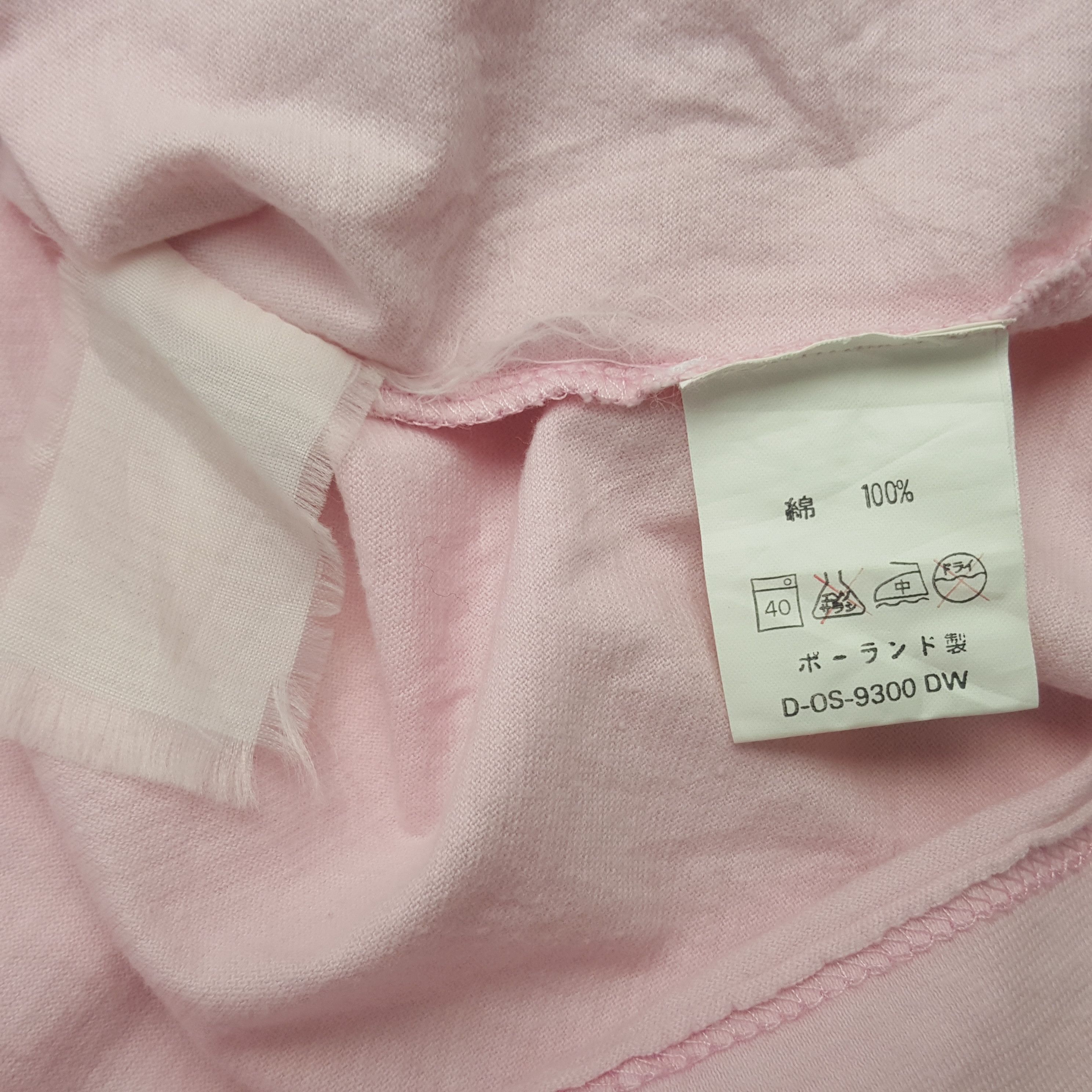 Burberry Vintage Burberry Of London Spell Out Tshirt Size US L / EU 52-54 / 3 - 6 Thumbnail