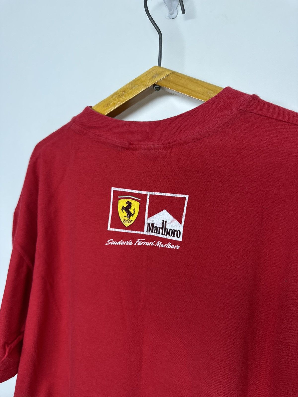 Hanes Vintage Ferrari Marlboro Men Racing T-Shirt 90’s Size US L / EU 52-54 / 3 - 7 Thumbnail