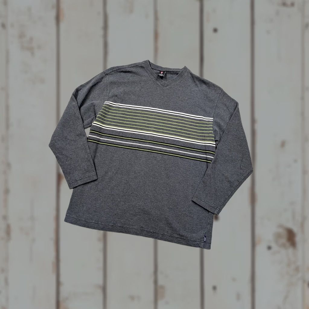 Levi's VINTAGE Levi's Sweater Men Medium V Neck Knit Gray Cotton 90s Y2K USA Size US M / EU 48-50 / 2 - 1 Thumbnail