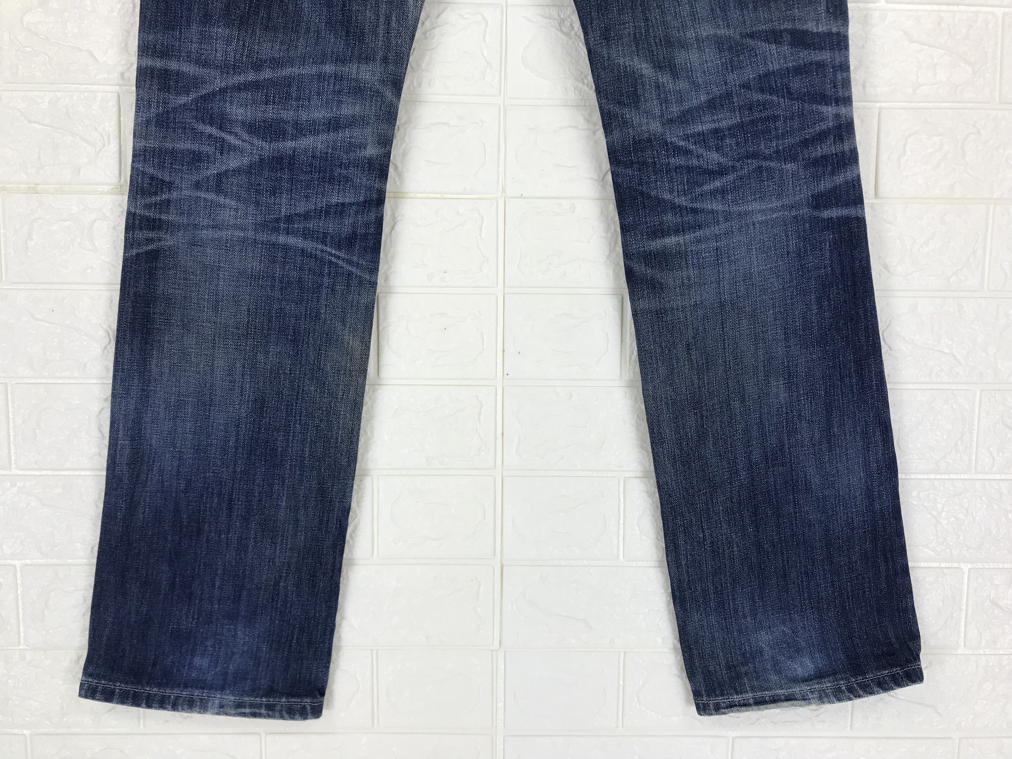 Levi's Vintage Levi's 511 Buckle Back Jeans Distressed Denim Size US 32 / EU 48 - 4 Thumbnail