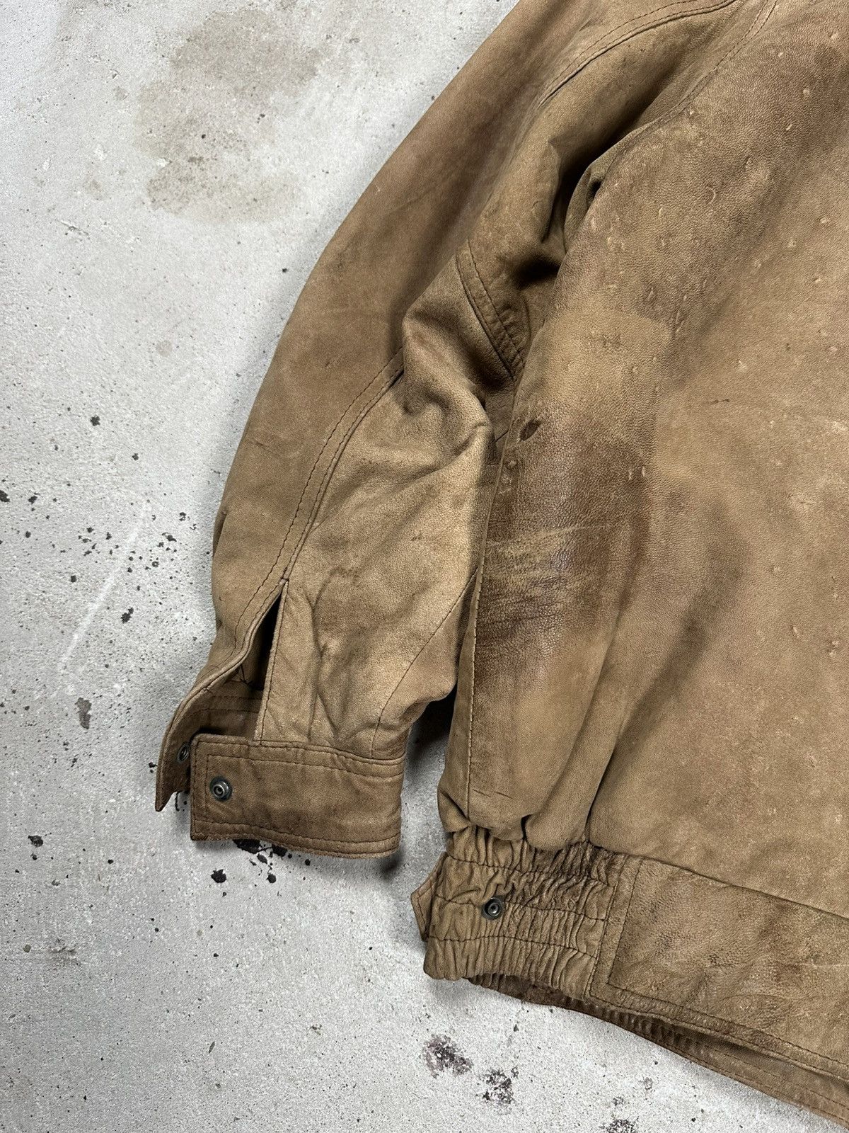 Genuine Leather × Vintage Vintage 90s Brown Distressed Utility Leather Bomber Jacket Size US L / EU 52-54 / 3 - 14 Thumbnail