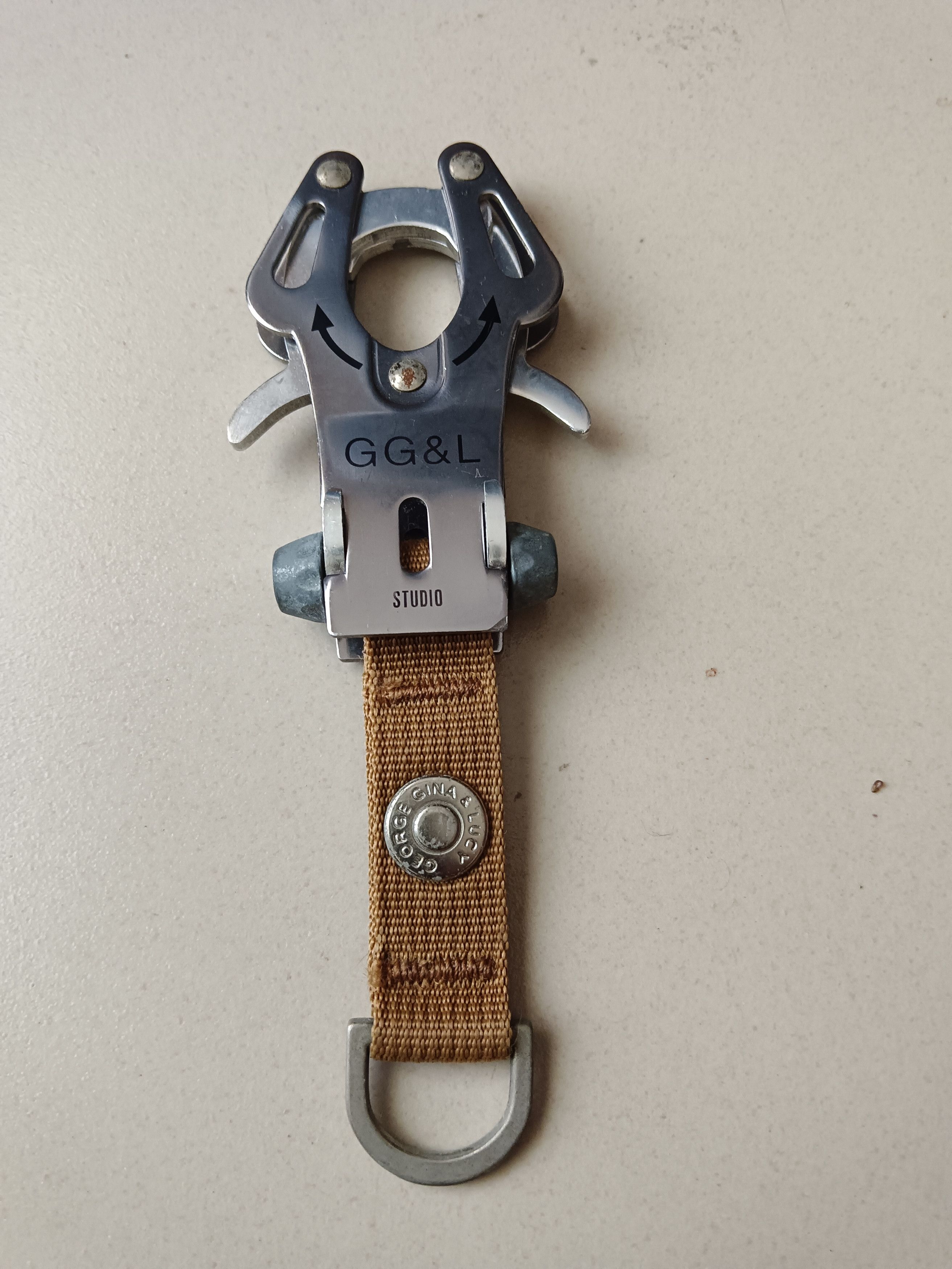 GG&L Studio Brown Carbine Very Rare Keychain/bag