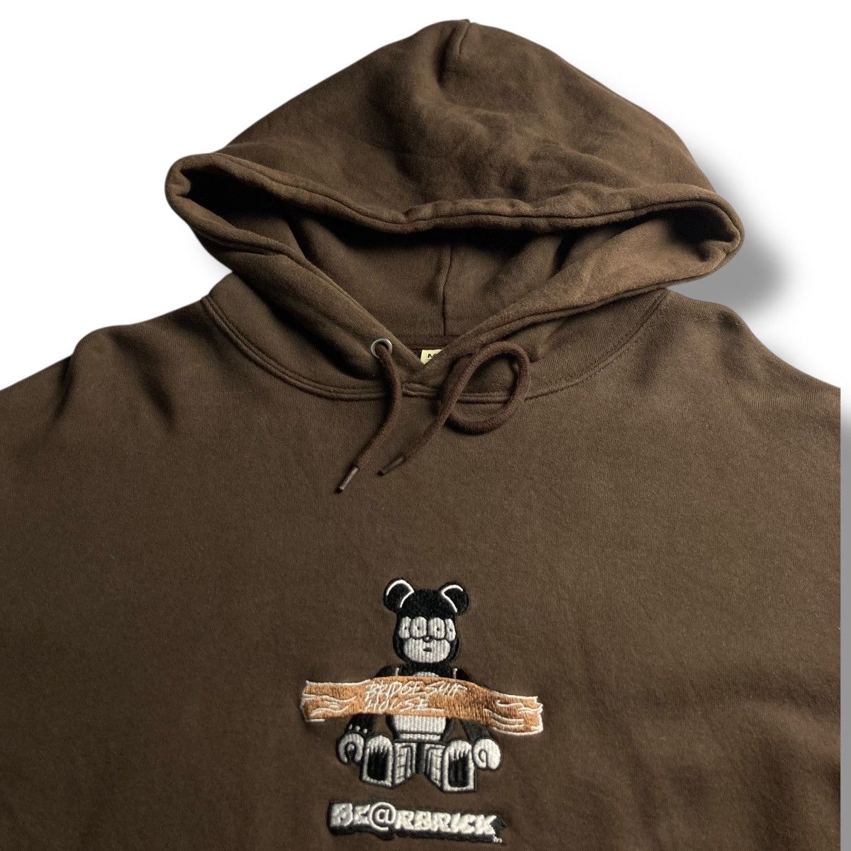Medicom Toy BRIDGE SHIP HOUSE x MEDICOM BEARBRICK PULLOVER HOODIE Size US M / EU 48-50 / 2 - 3 Thumbnail