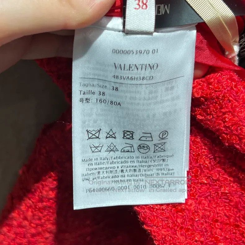 Valentino Valentino Red tweed V-button pocket dress Size XS / US 0-2 / IT 36-38 - 4 Thumbnail