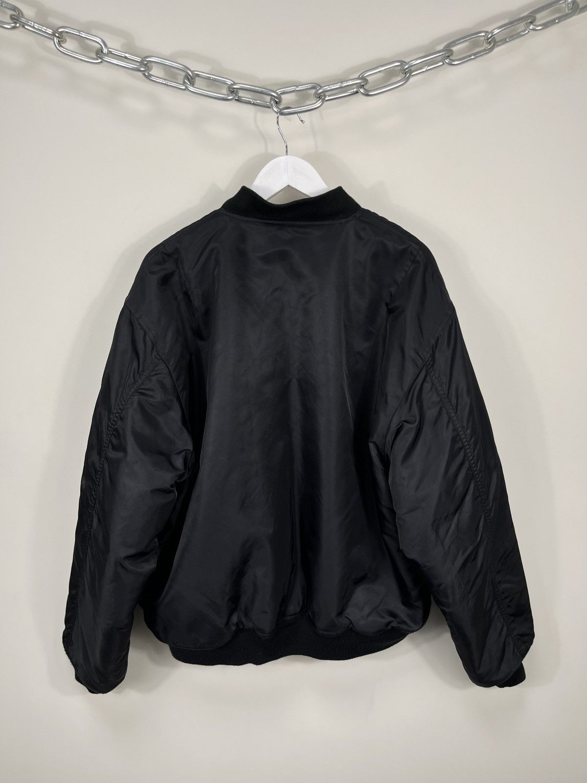 HYPER best VINTAGE 90s BLACK BOMBER JACKET