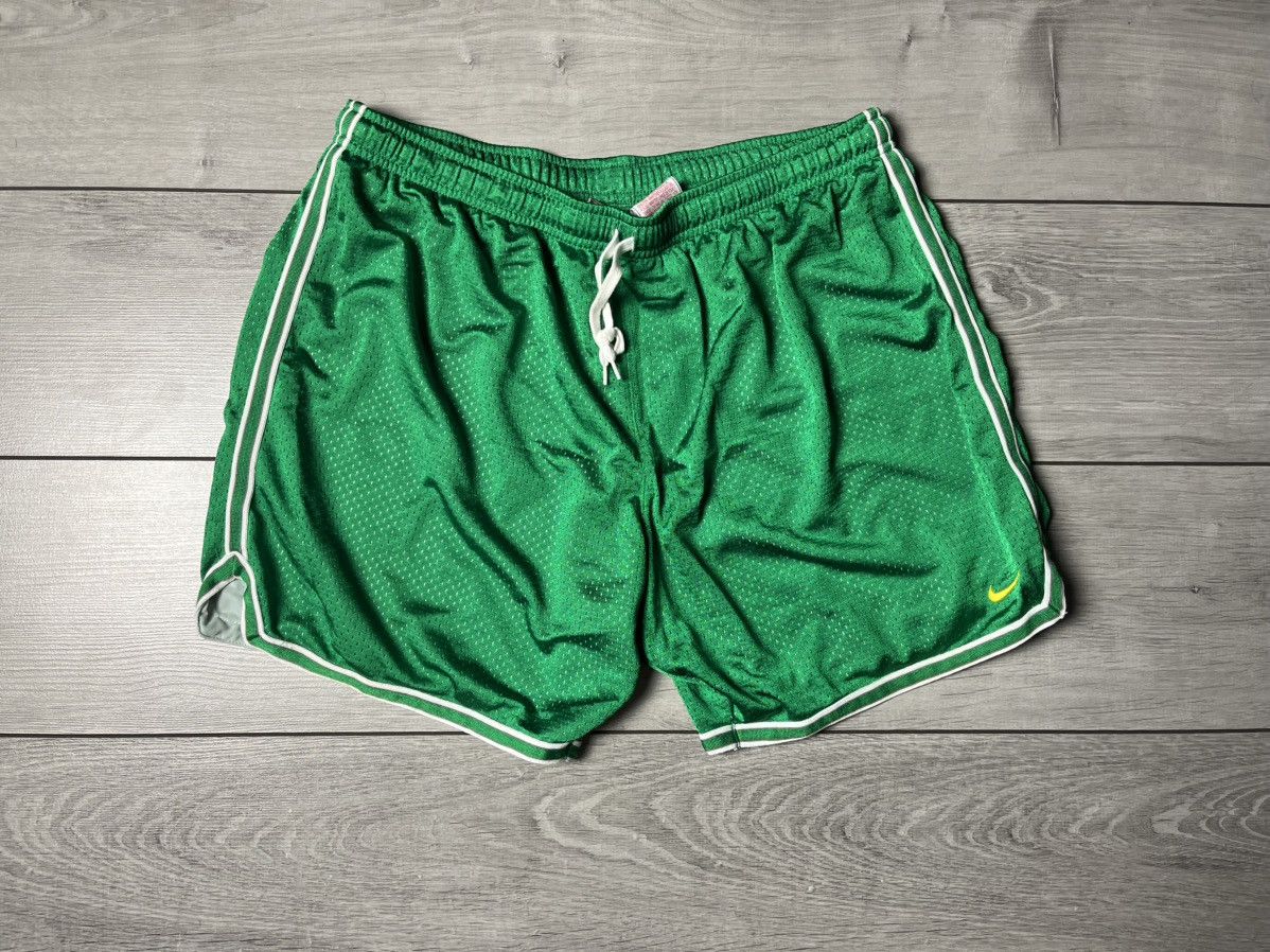 NBA Nike basketball shorts jersey NBA size XLarge Size US 36 / EU 52 - 1 Thumbnail
