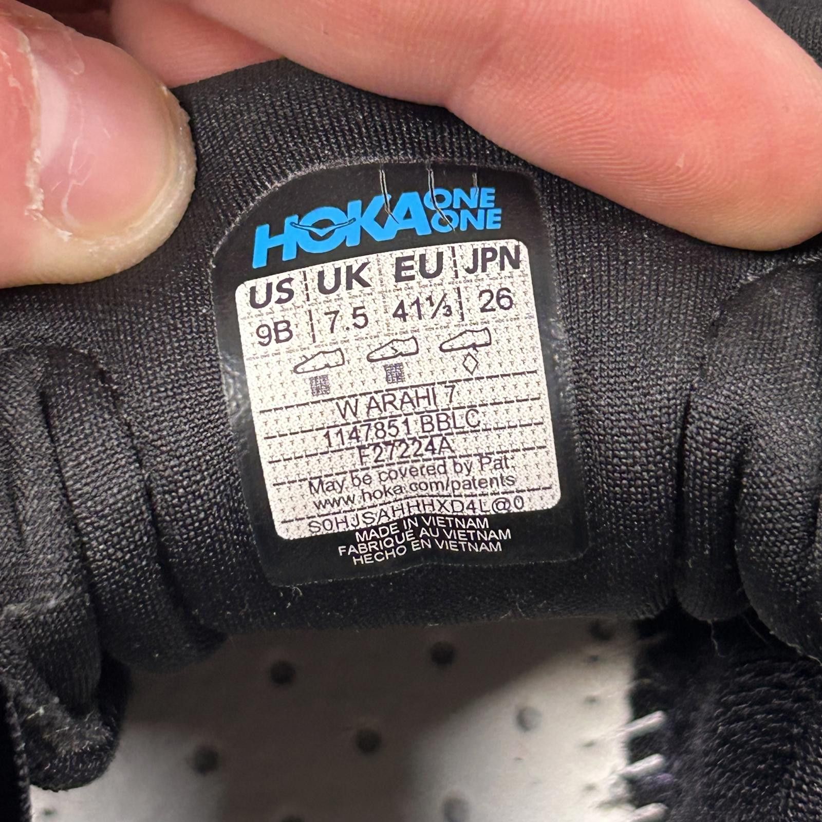 Hoka single left shoe: HOKA One One Arahi 7. Replacement/amputee. Size US 9 / EU 42 - 7 Thumbnail