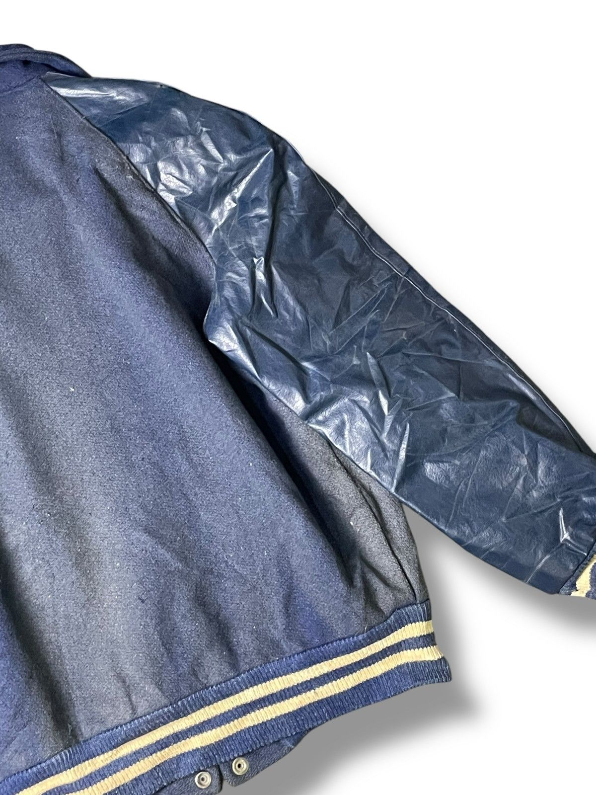 Howe × Japanese Brand × Vintage Vintage HOWE Athletic Apparel Varsity Jacket (71) Size US XXS / EU 40 - 9 Thumbnail