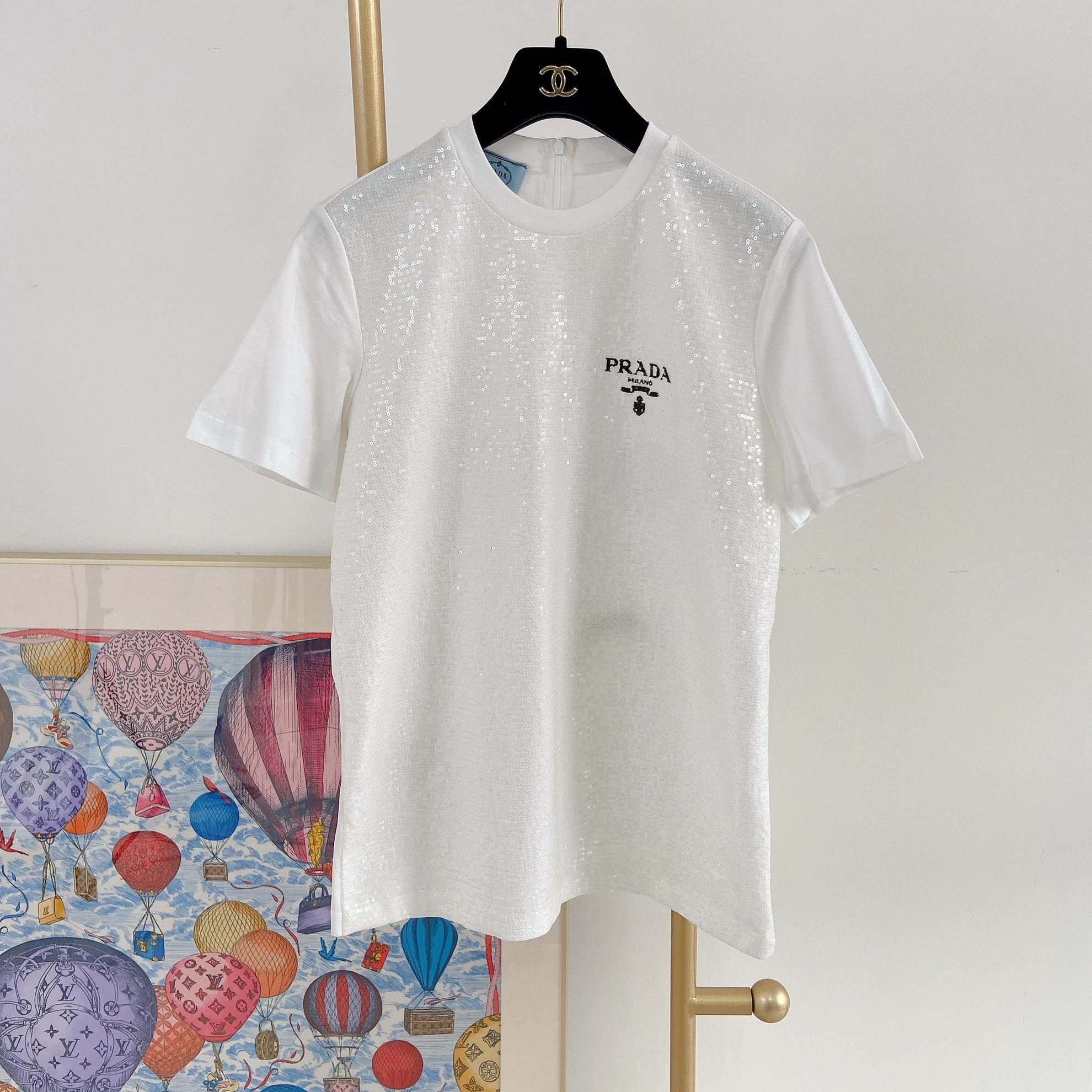 Prada Prada white sequined T-shirt XS Size XS / US 0-2 / IT 36-38 - 1 Thumbnail