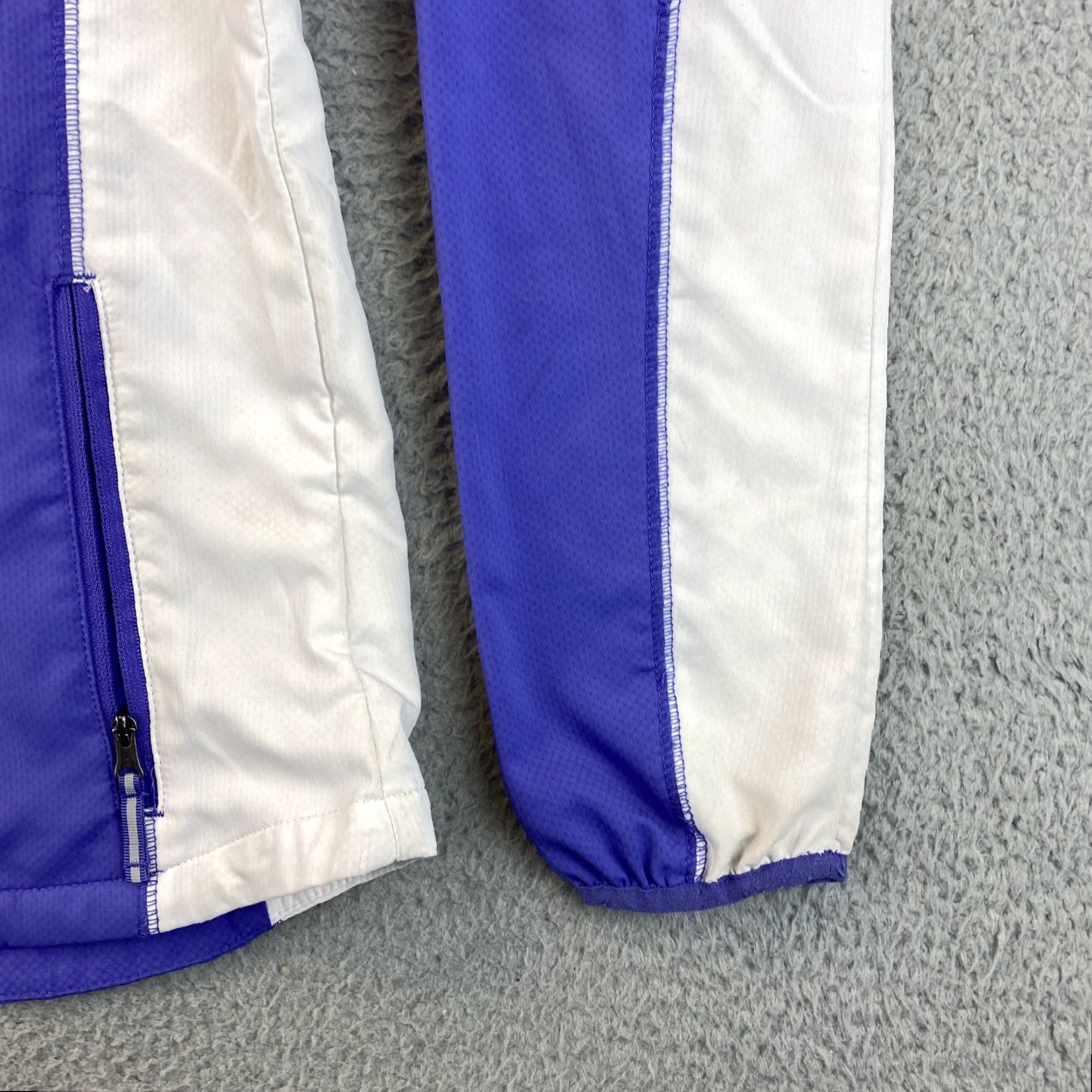 Vintage Columbia Jacket Womens Large Purple Hooded Outdoor Zip Windbreaker Ladies 83-27 / 83-27 Size L / US 10 / IT 46 - 2 Thumbnail