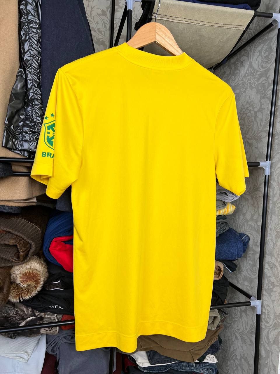 Nike × Vintage Vintage Blokecore Nike Brazil Soccer Jersey Size US M / EU 48-50 / 2 - 7 Thumbnail