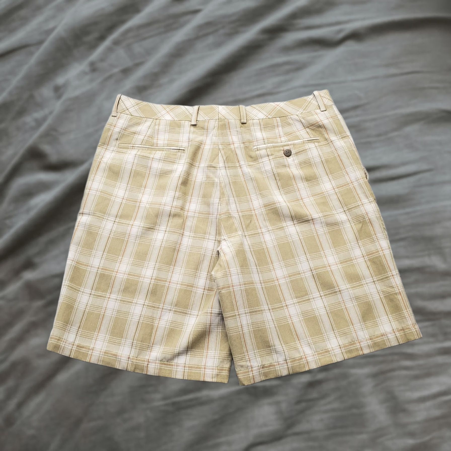Vintage Walter Hagen Mens Chino Shorts 38 Multi Plaid Flat Front Slash Pocket Casual Summer Size US 38 / EU 54 - 1 Thumbnail