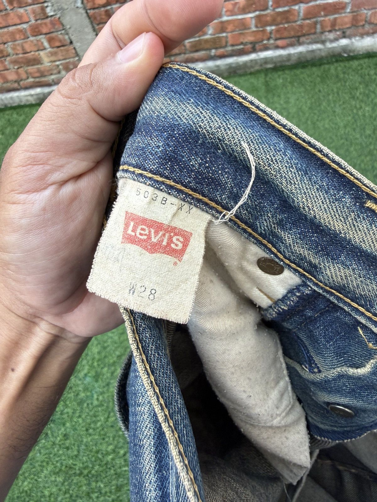 Levi's Vintage Clothing W28x33 Vintage levi’s 503B redline big E dirt made in JAPAN Size US 28 / EU 44 - 9 Thumbnail